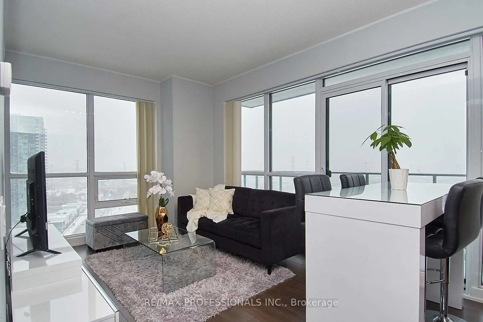2200 Lake Shore Boulevard, #2107