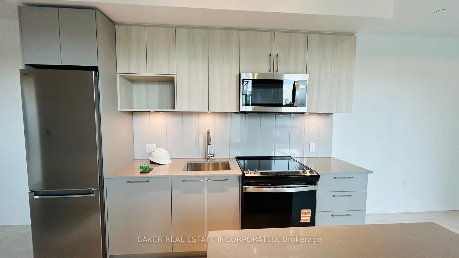 500 Plains Road E, #201