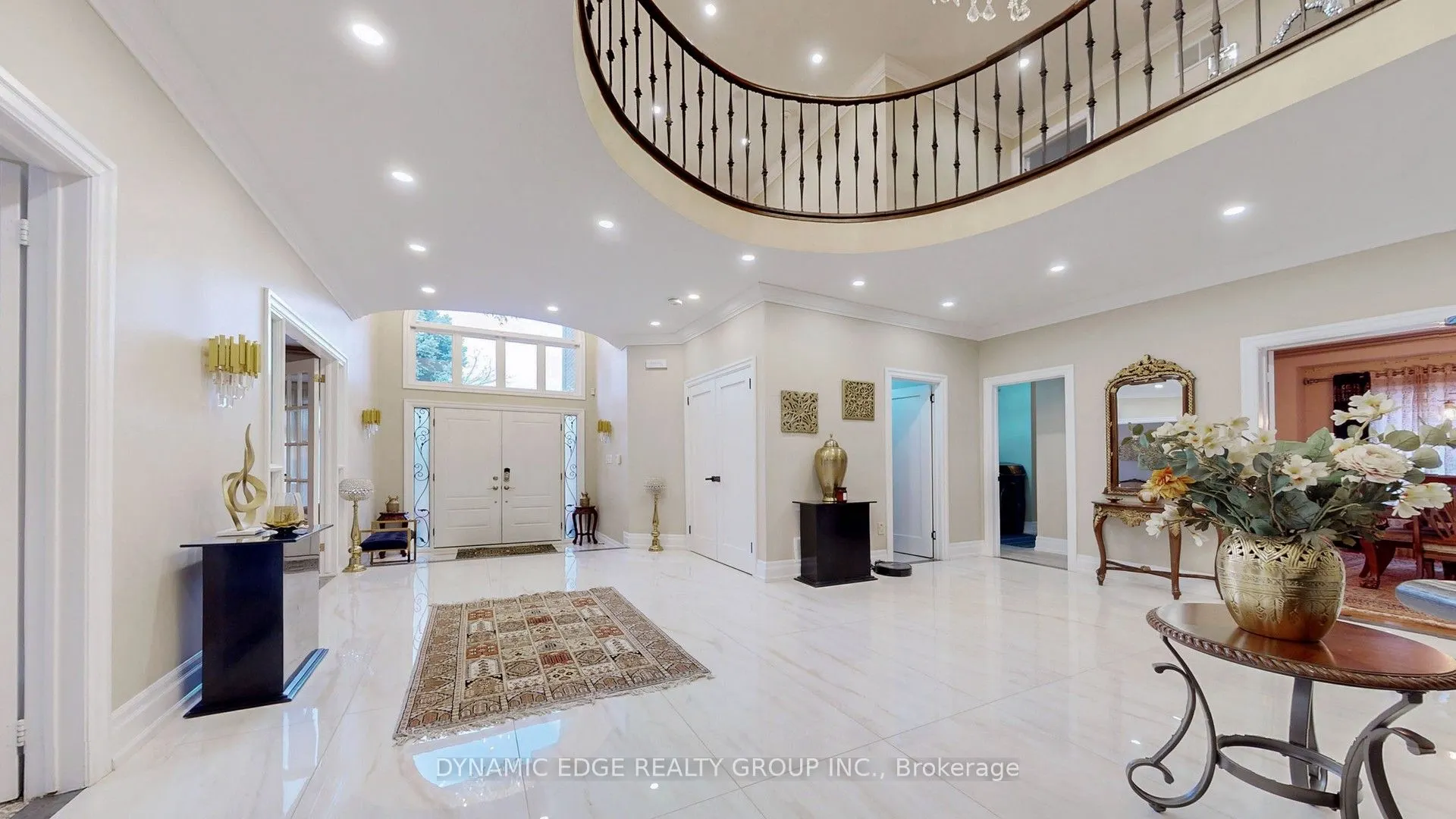 5351 Forest Ridge Drive E