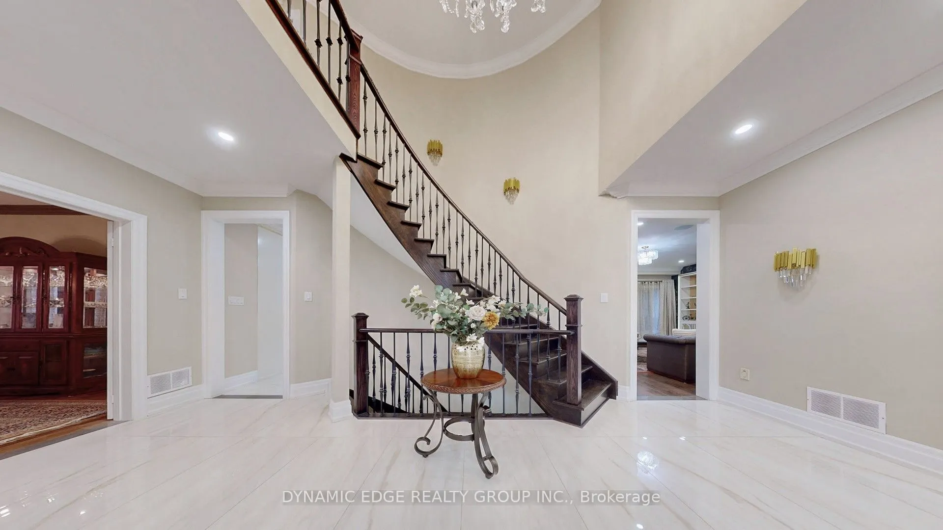 5351 Forest Ridge Drive E