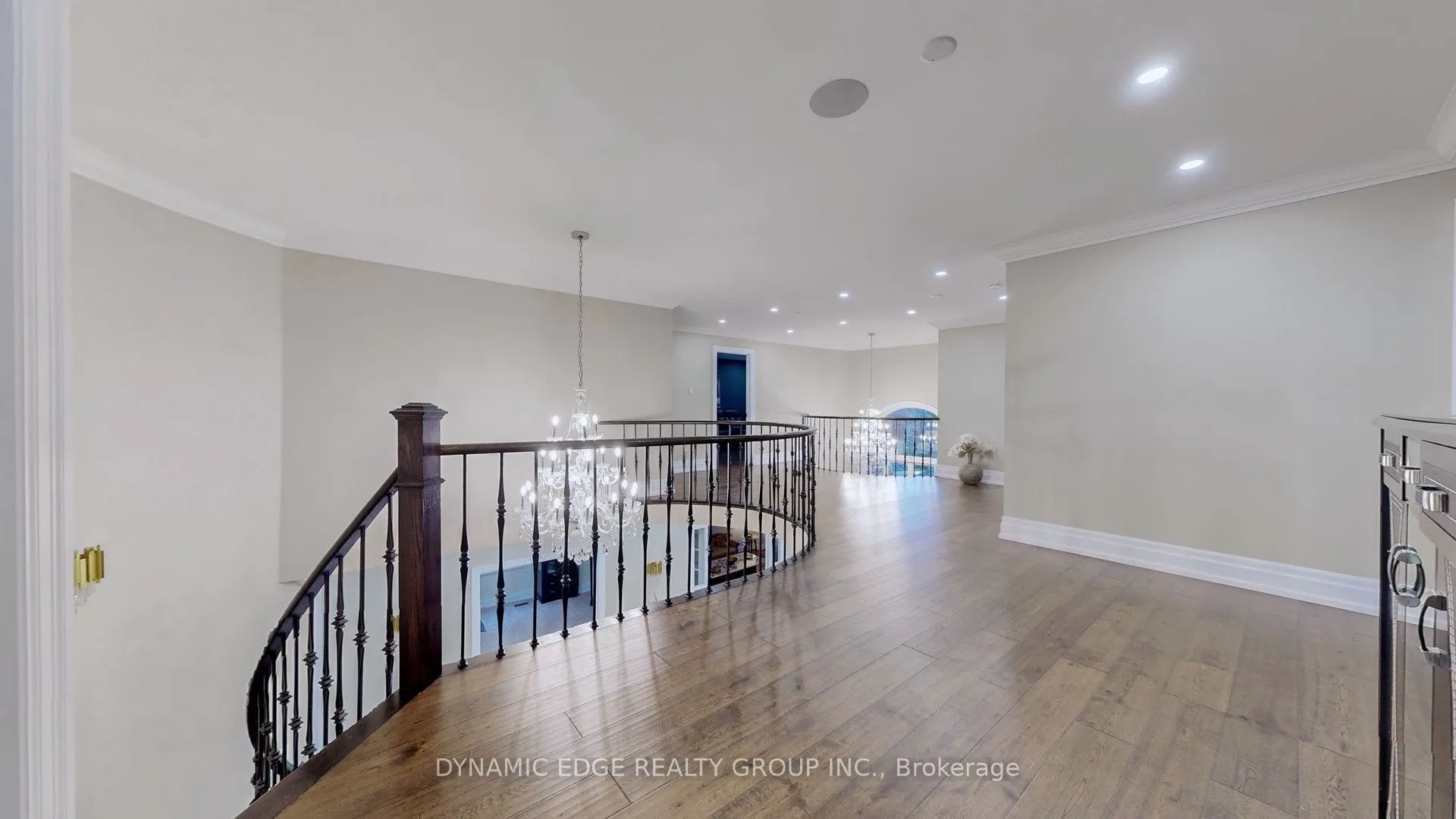 5351 Forest Ridge Drive E