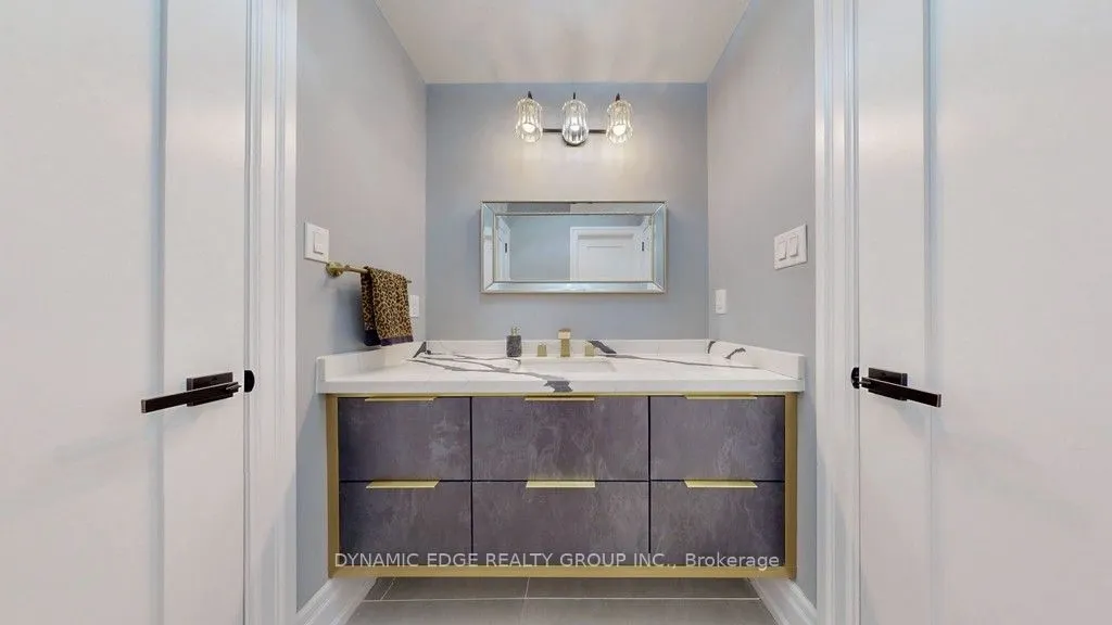 5351 Forest Ridge Drive E