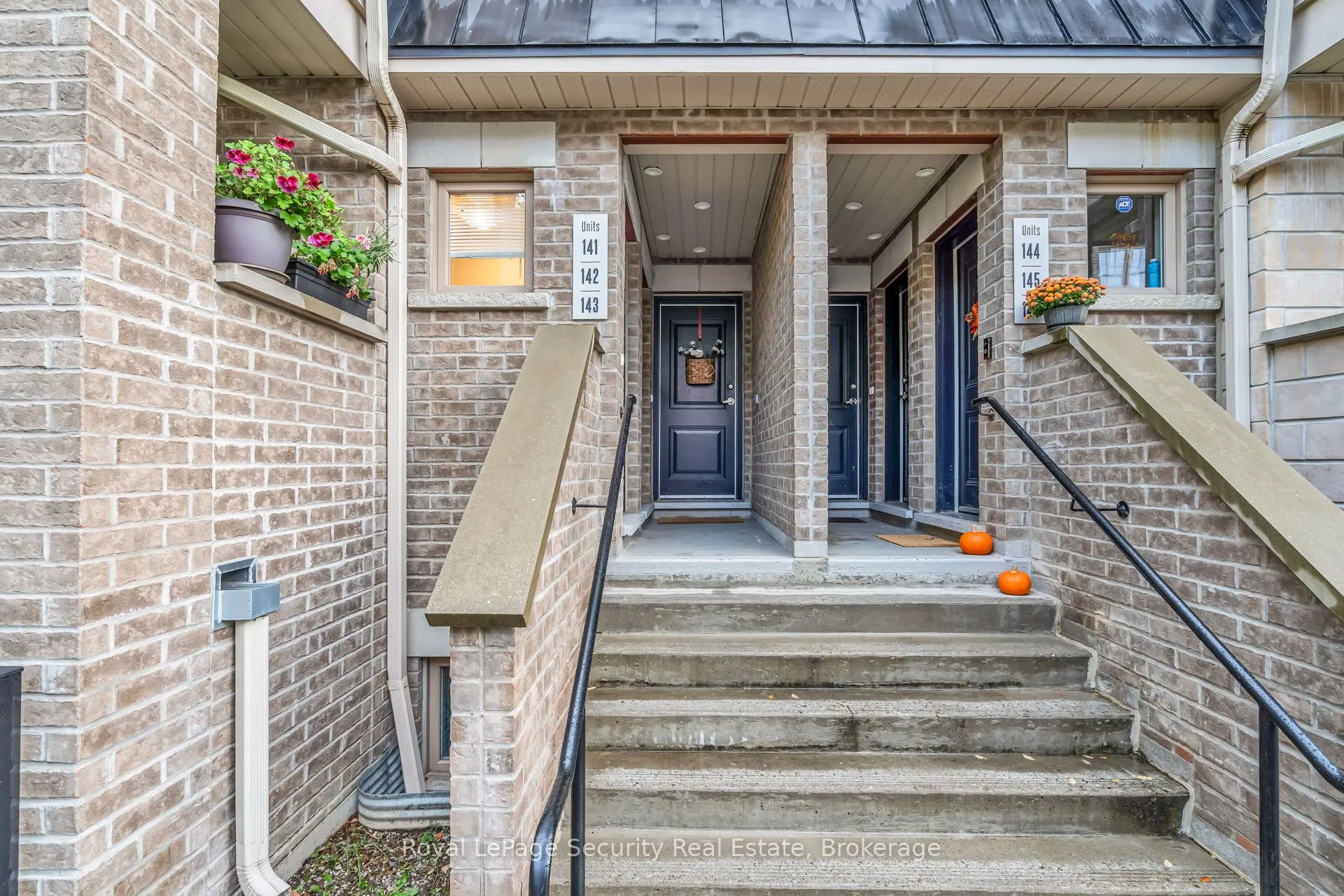 80 Parrotta Drive, #141