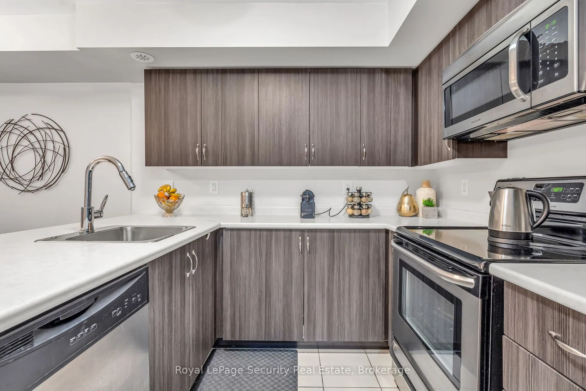 80 Parrotta Drive, #141