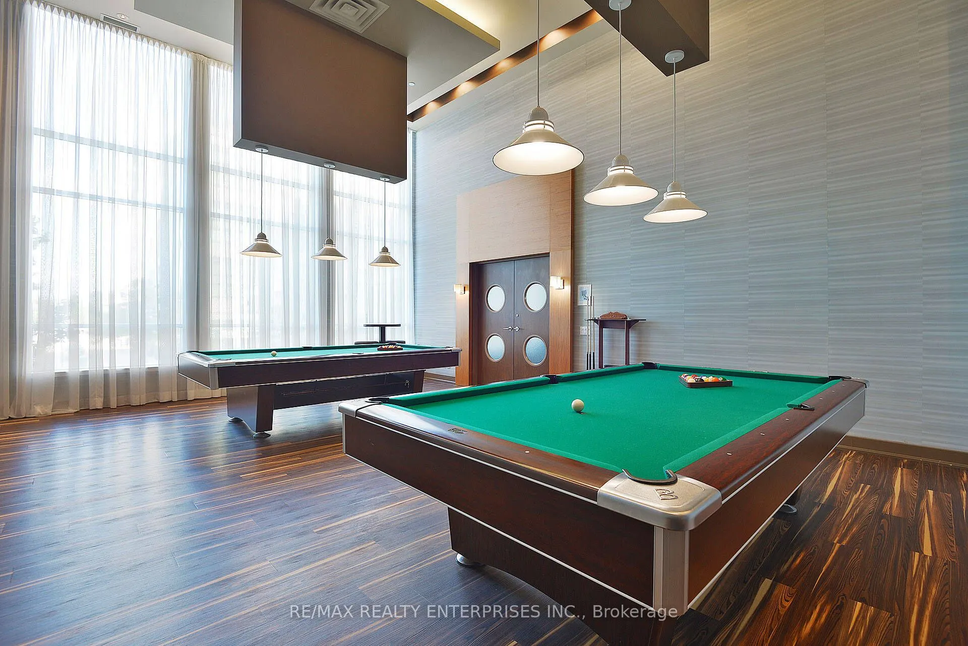 165 Legion Road N, #2333