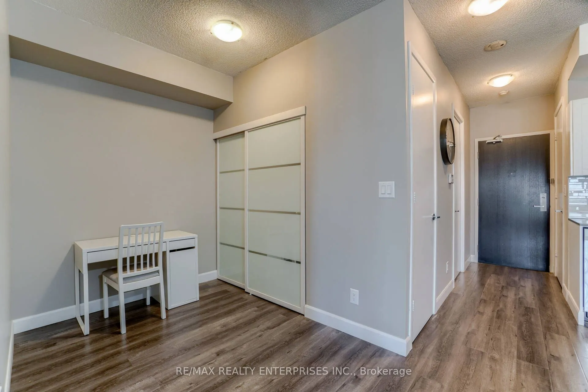 165 Legion Road N, #2333