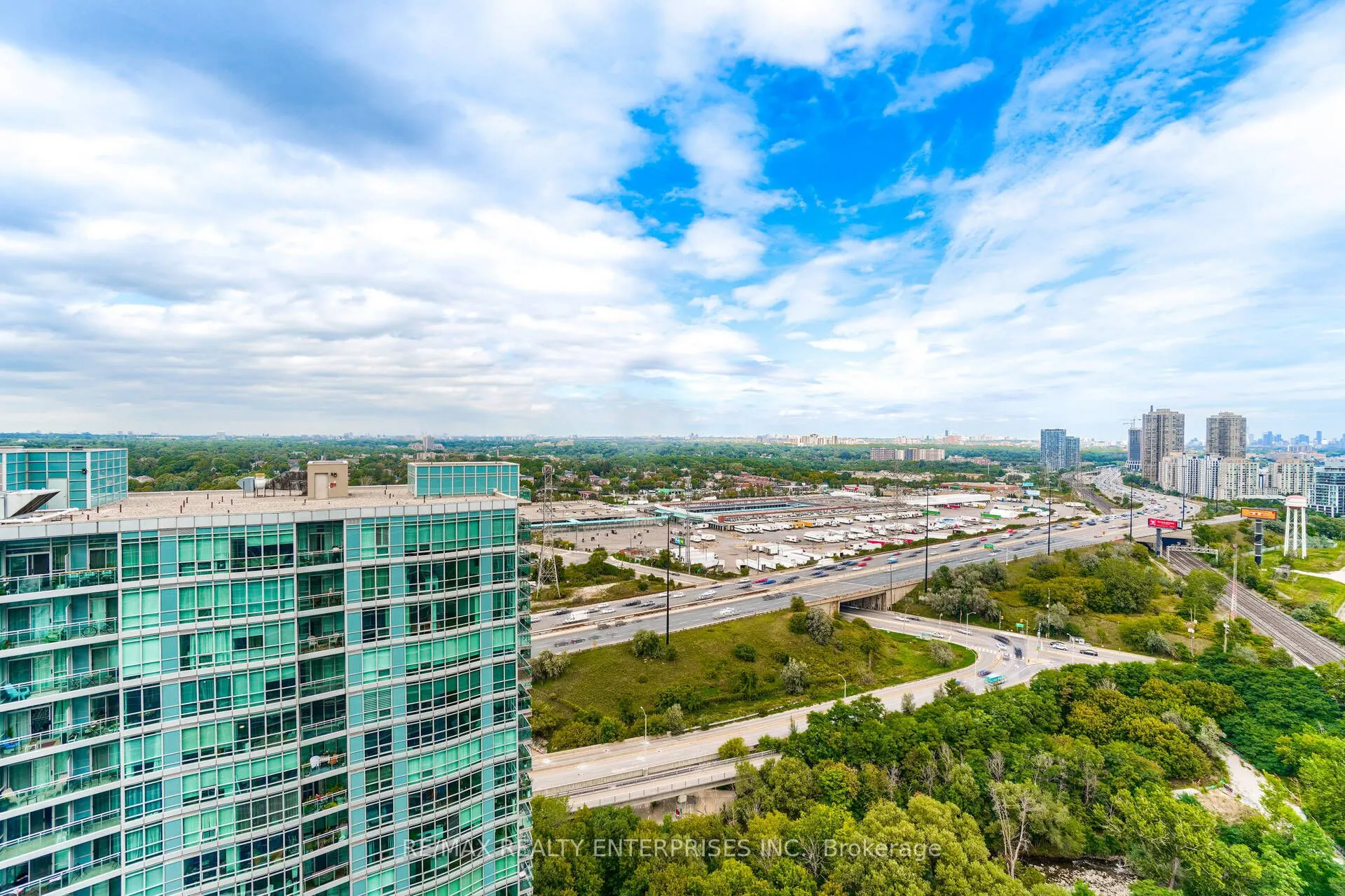 165 Legion Road N, #2333