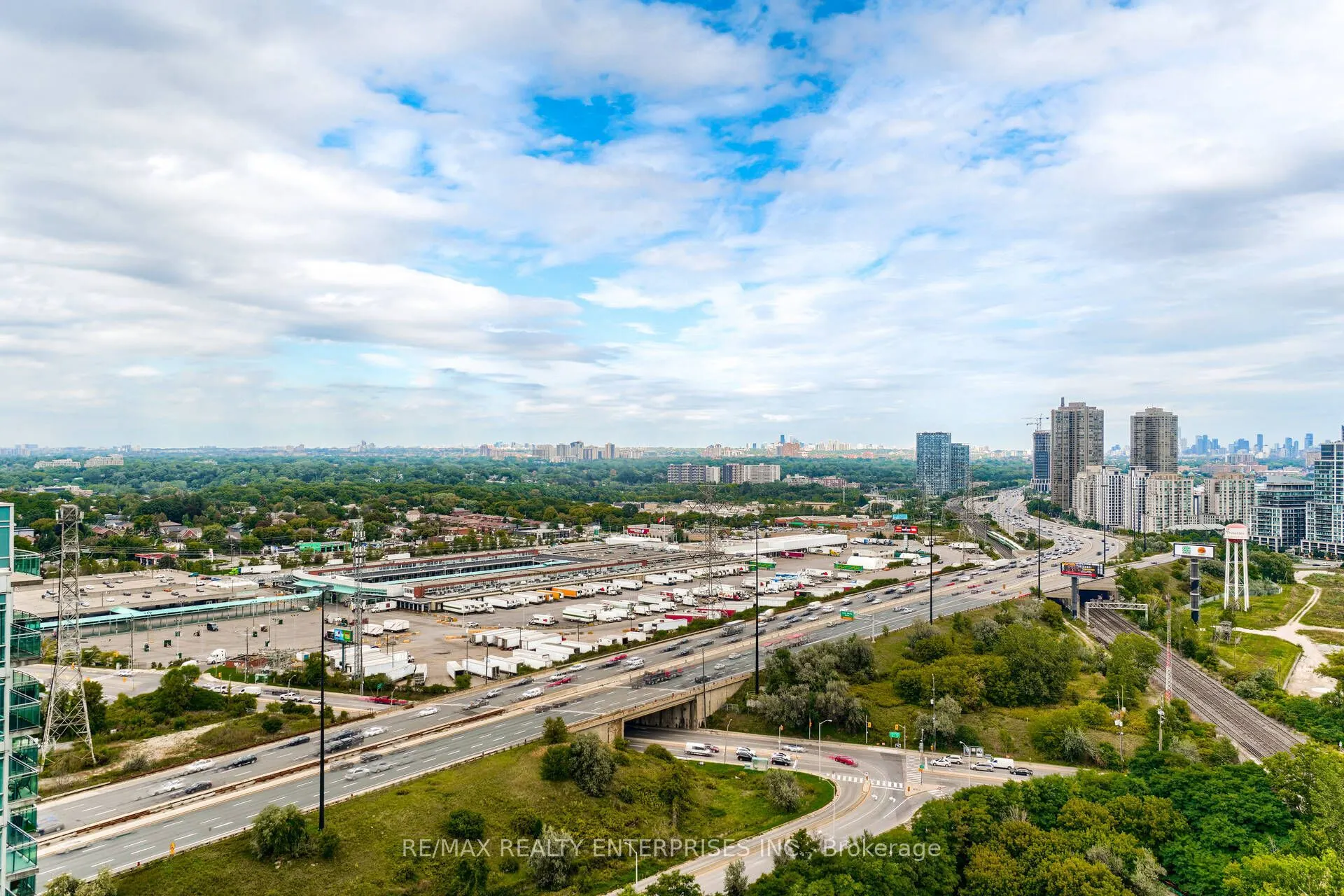 165 Legion Road N, #2333