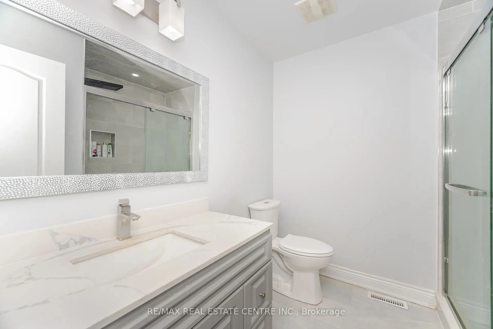 2360 Britannia Road, #08