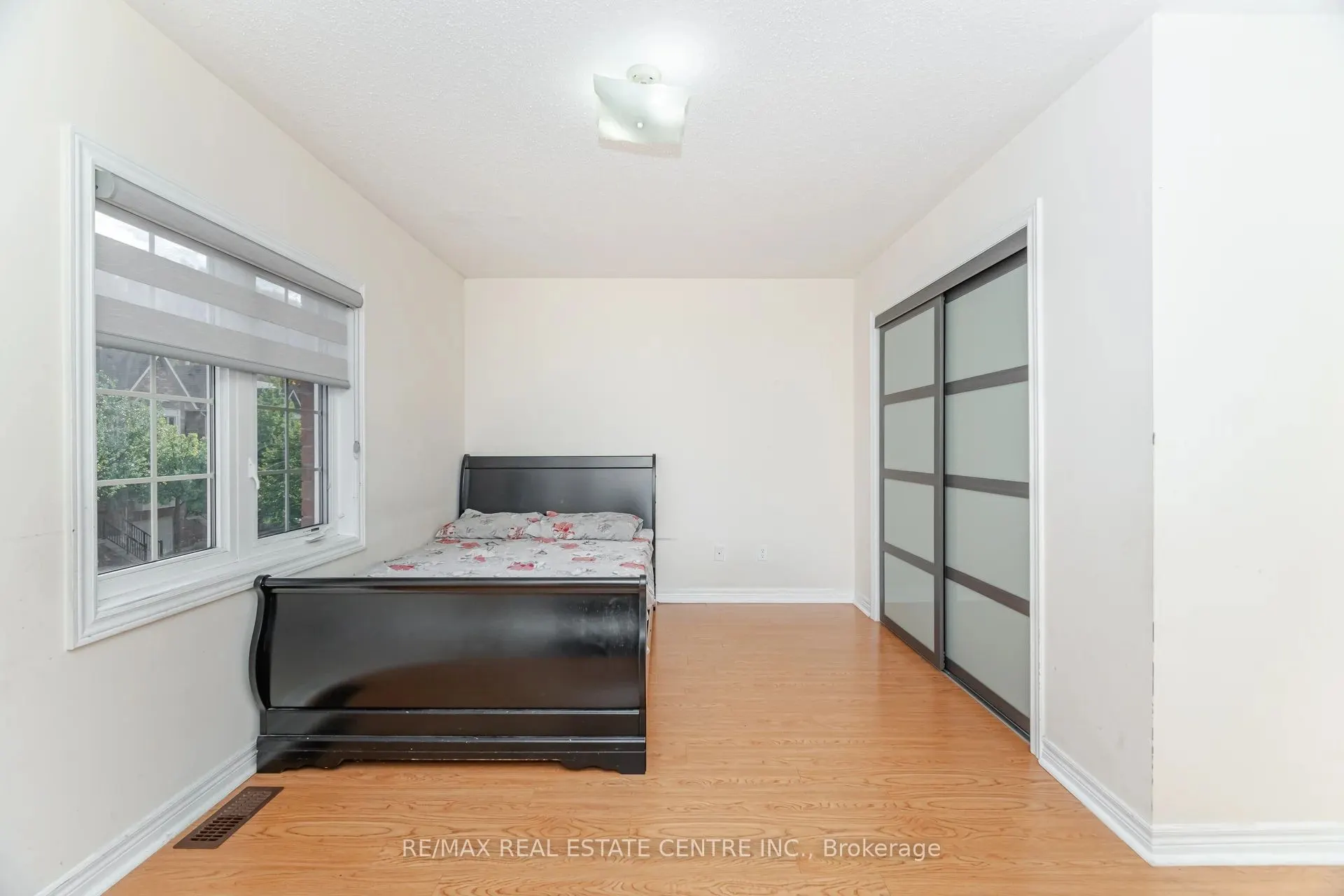 2360 Britannia Road, #08