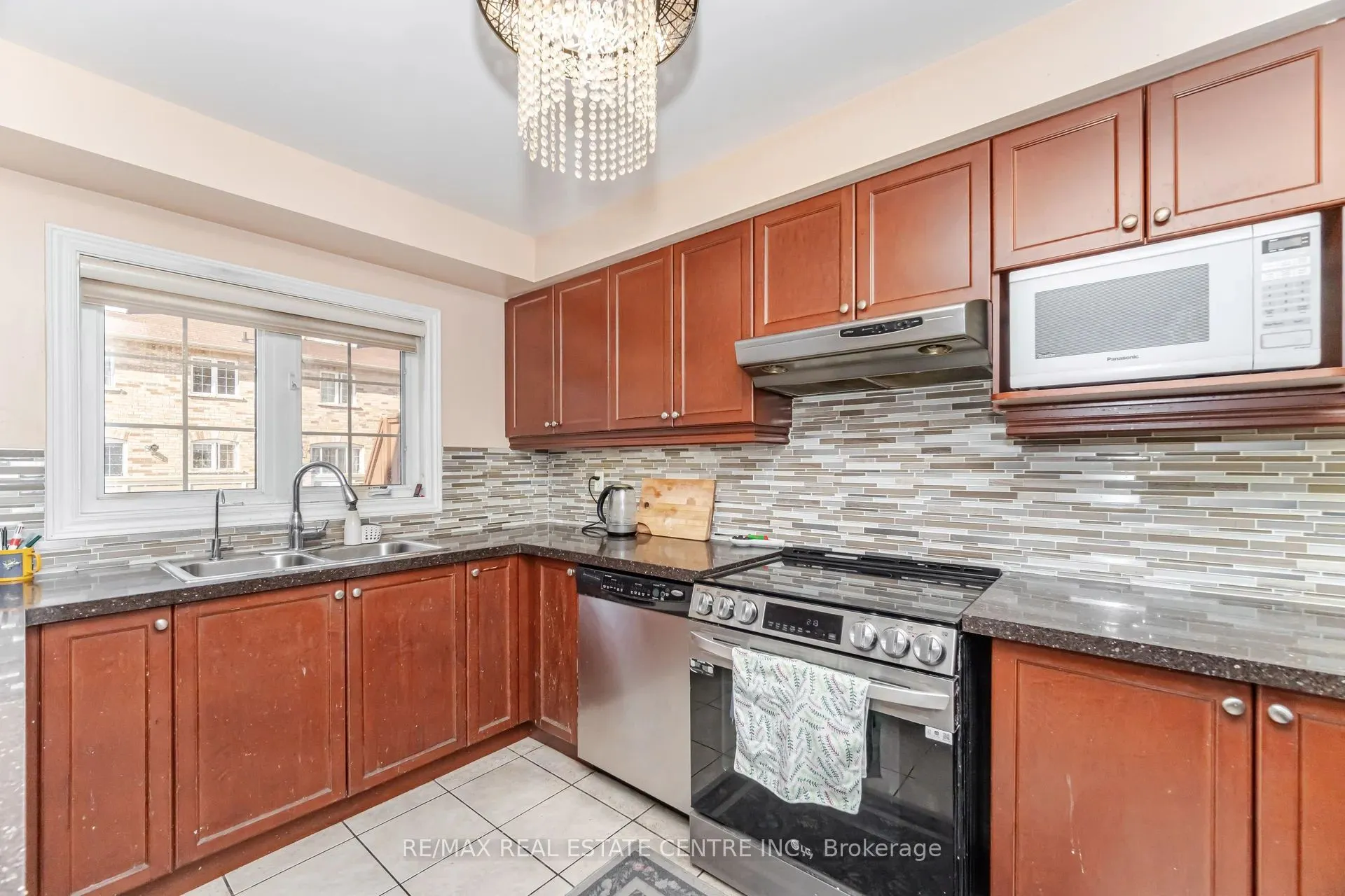 2360 Britannia Road, #08