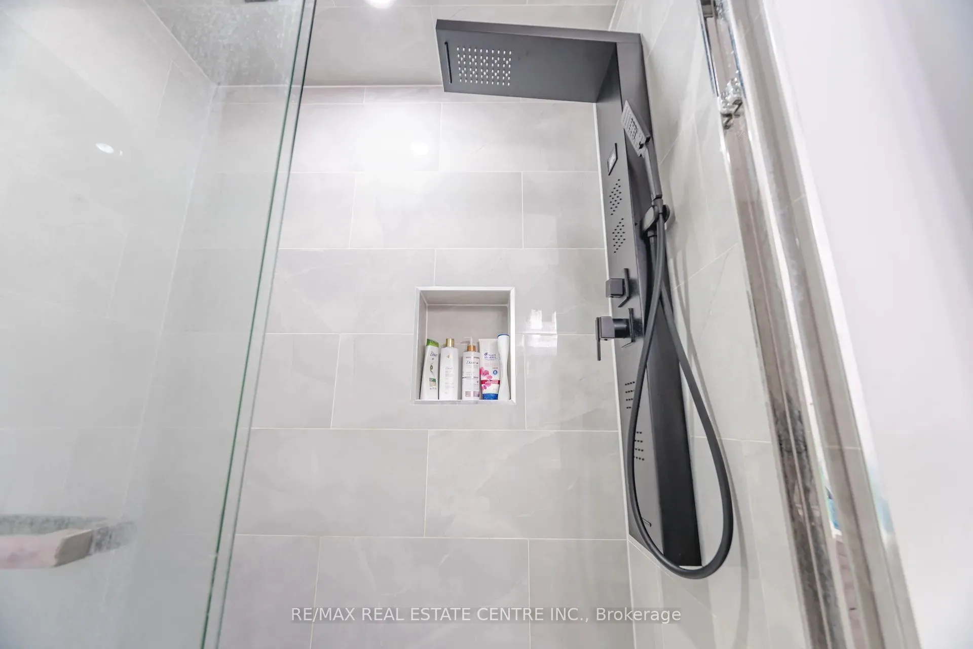 2360 Britannia Road, #08