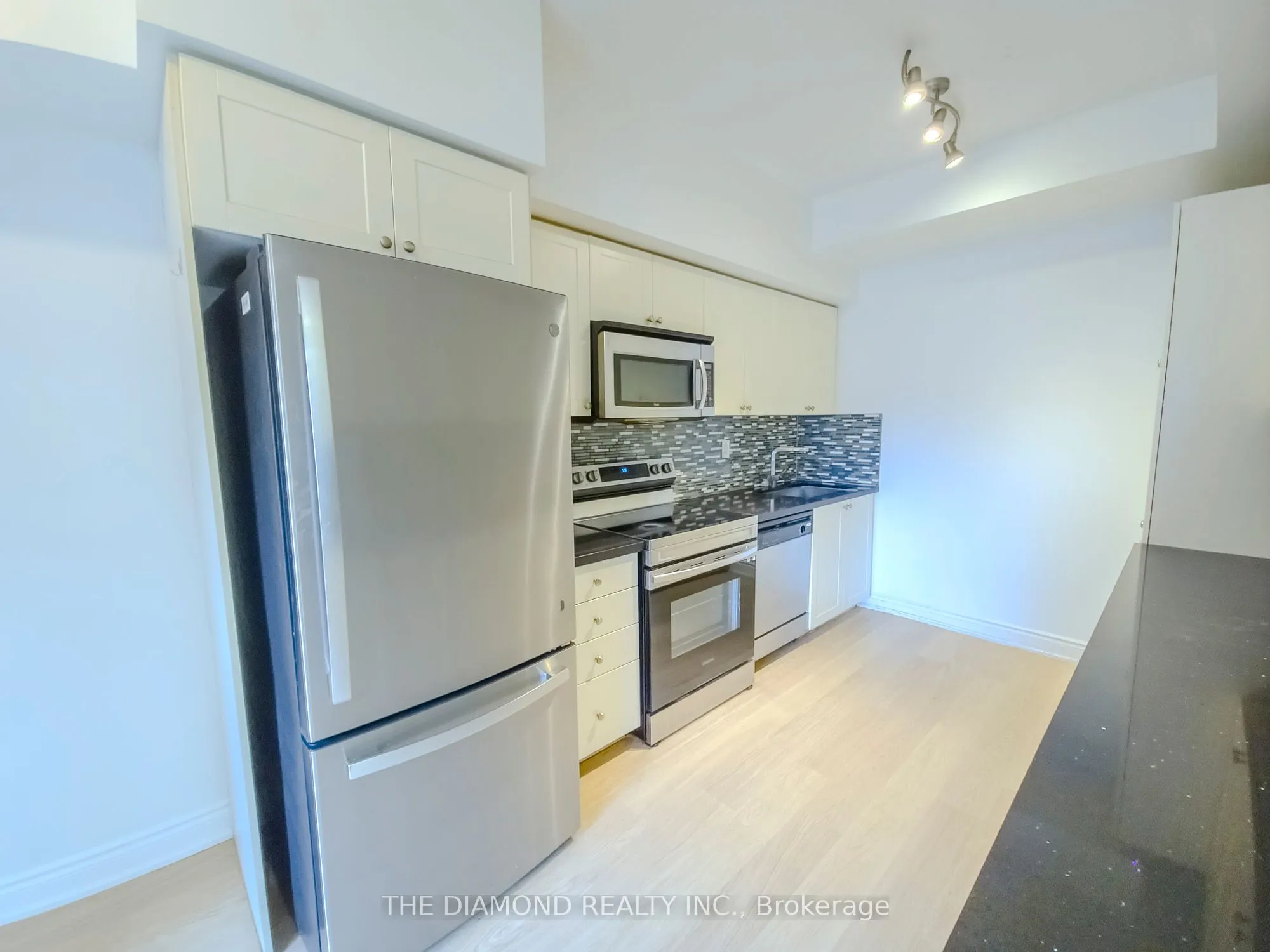 35 Richgrove Drive, #102