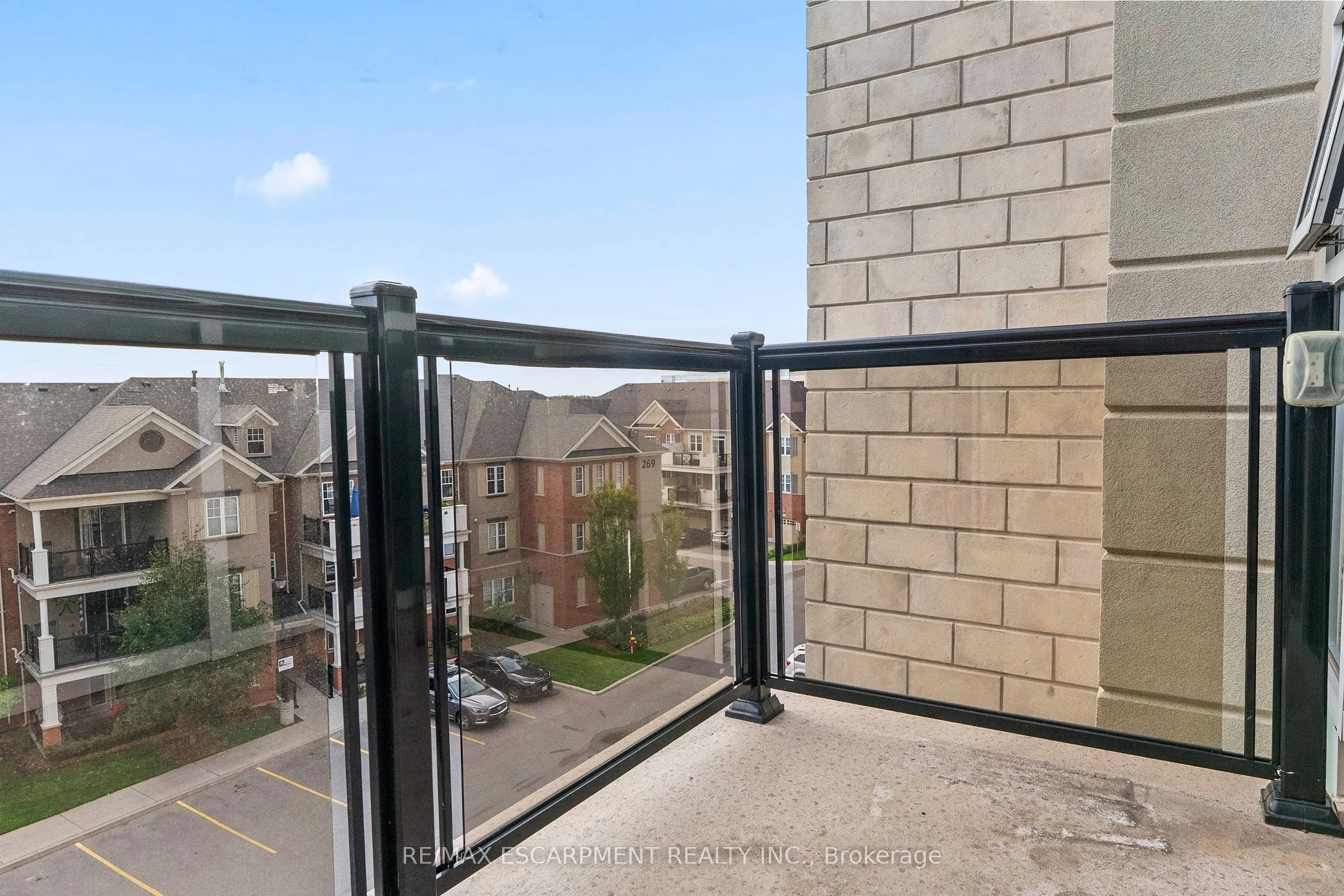 216 Oak Park Boulevard, #436