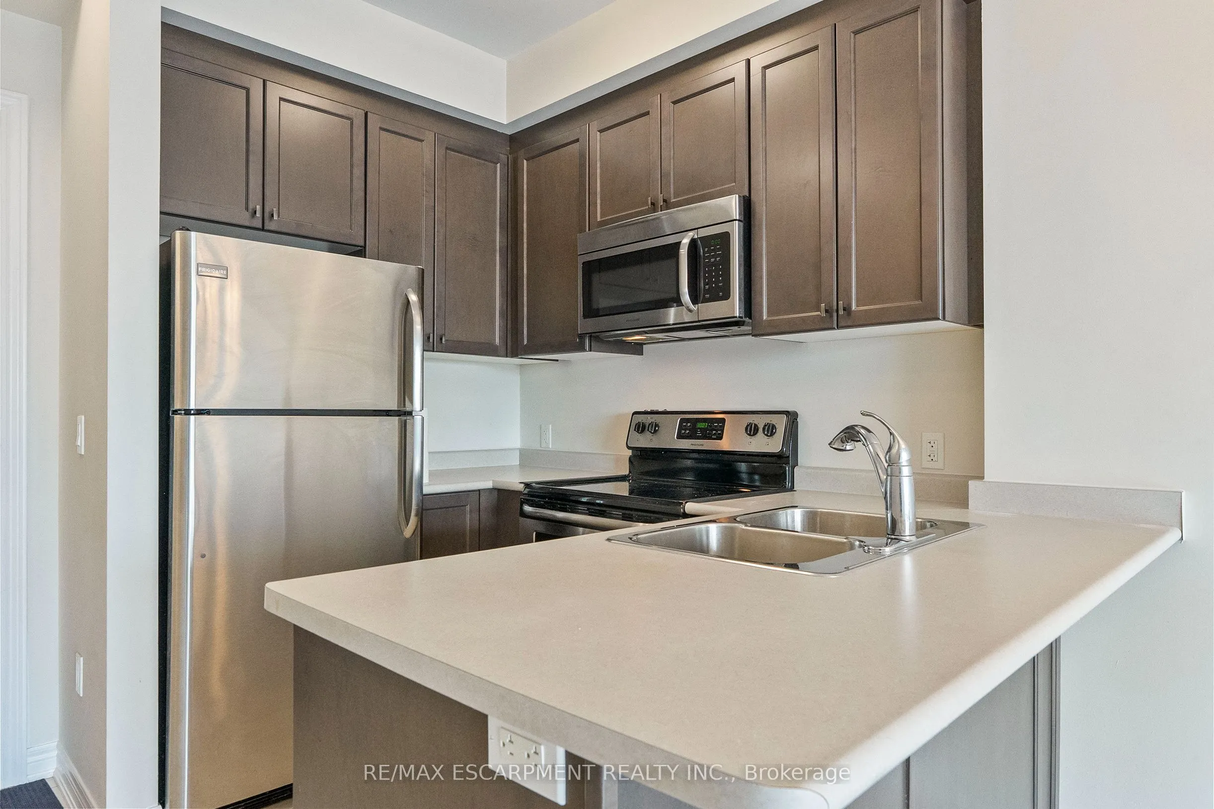 216 Oak Park Boulevard, #436