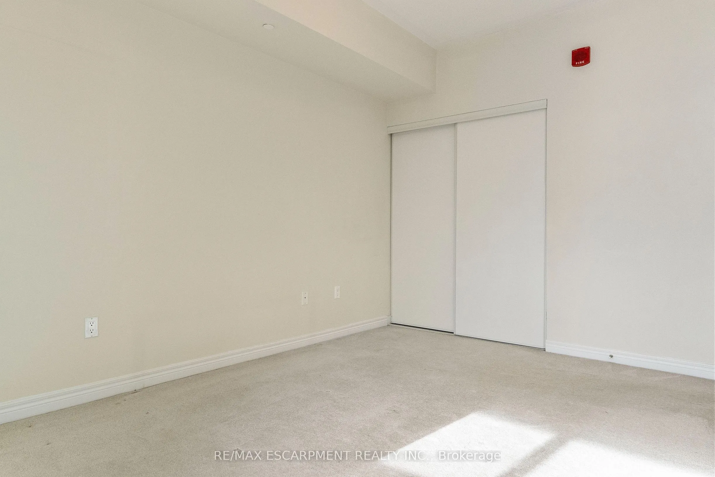 216 Oak Park Boulevard, #436