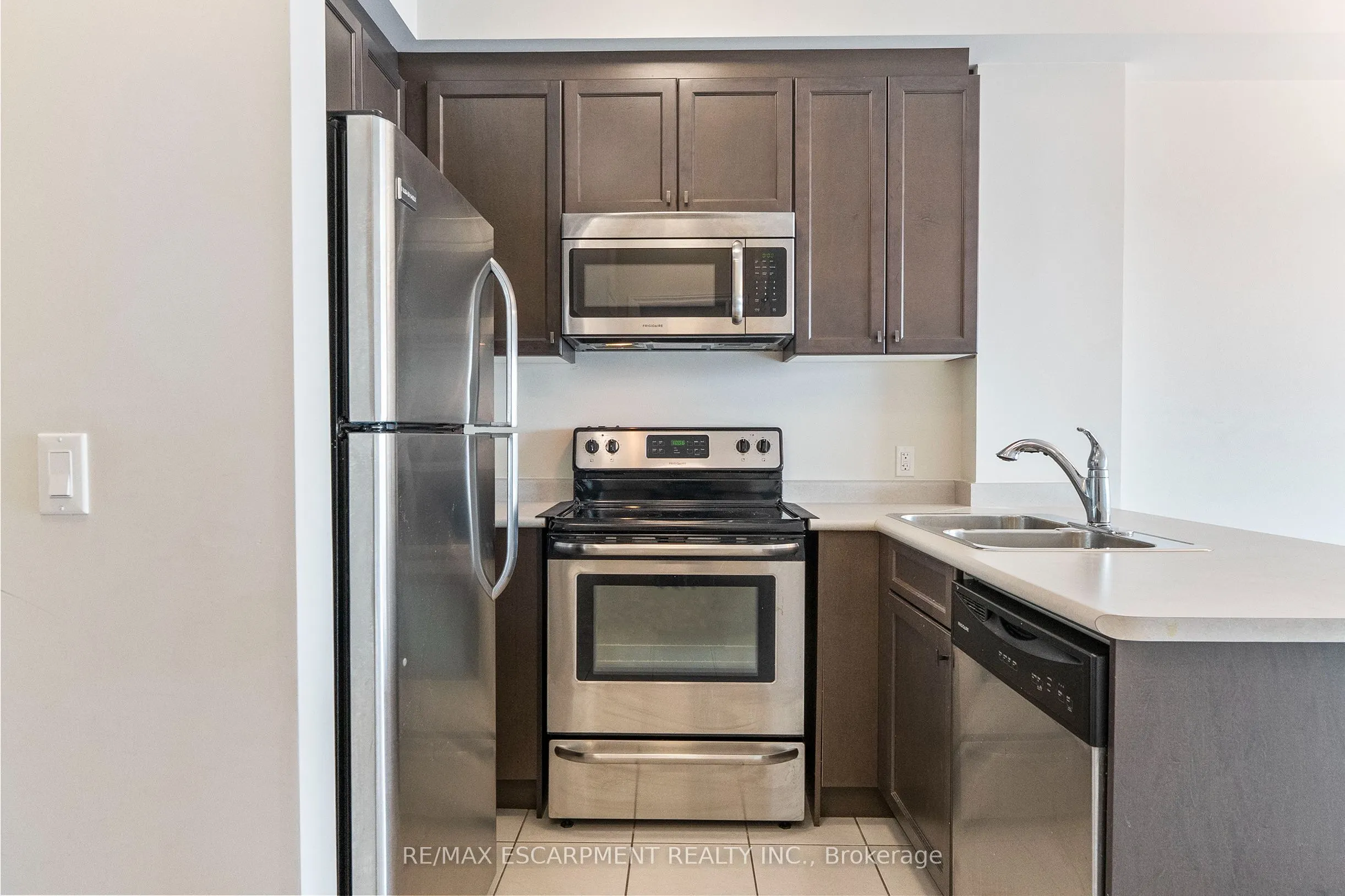 216 Oak Park Boulevard, #436