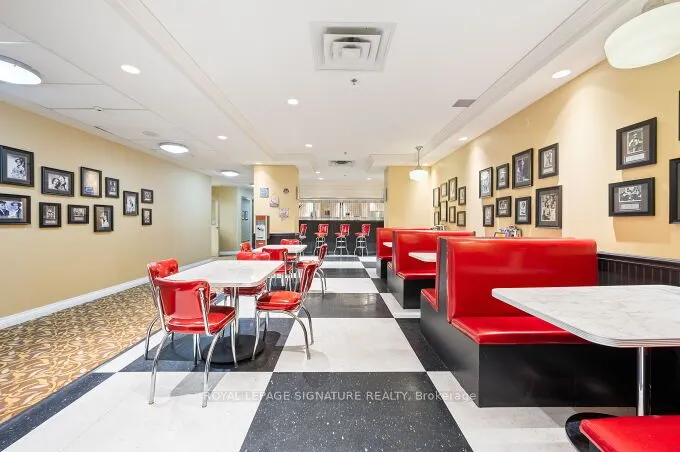 810 Scollard Court, #1003