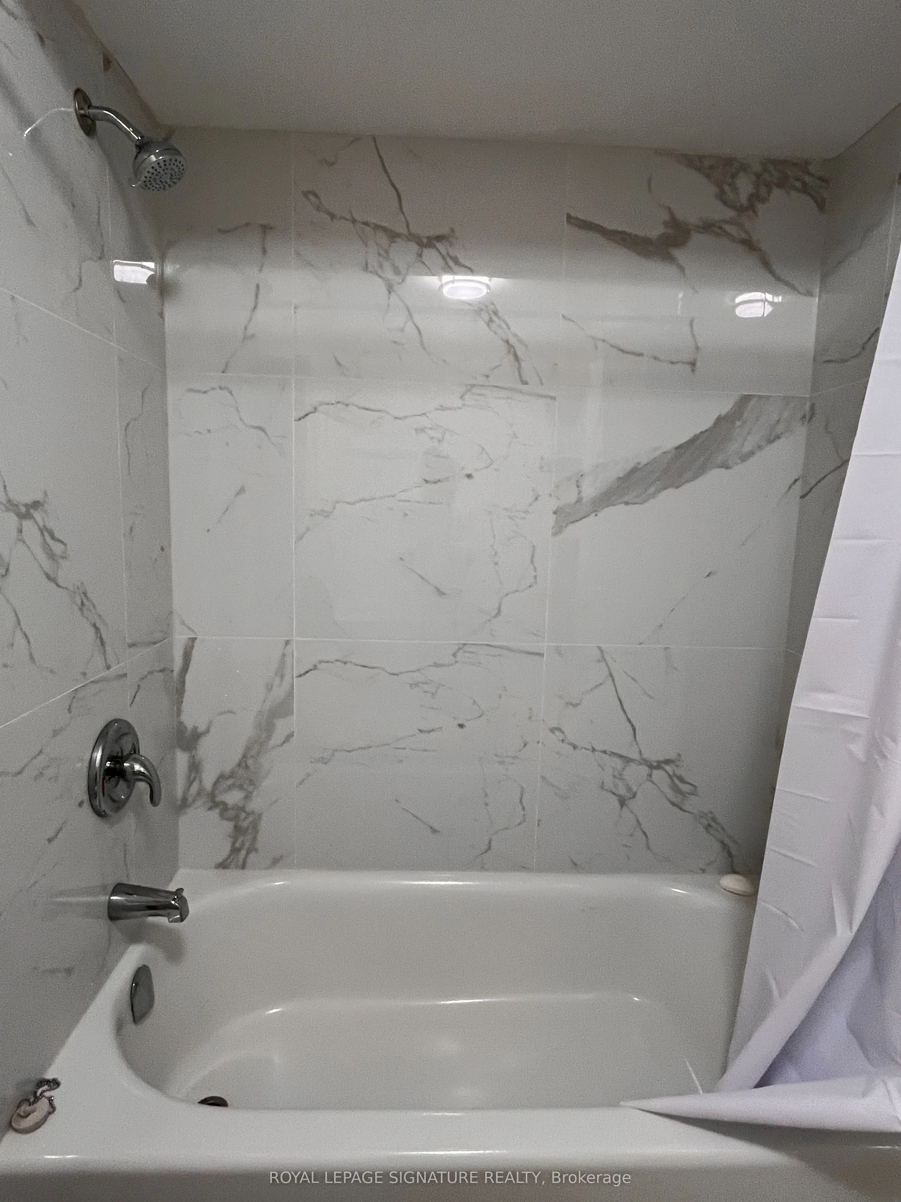 6880 Meadowvale Town Centre Circle, #0