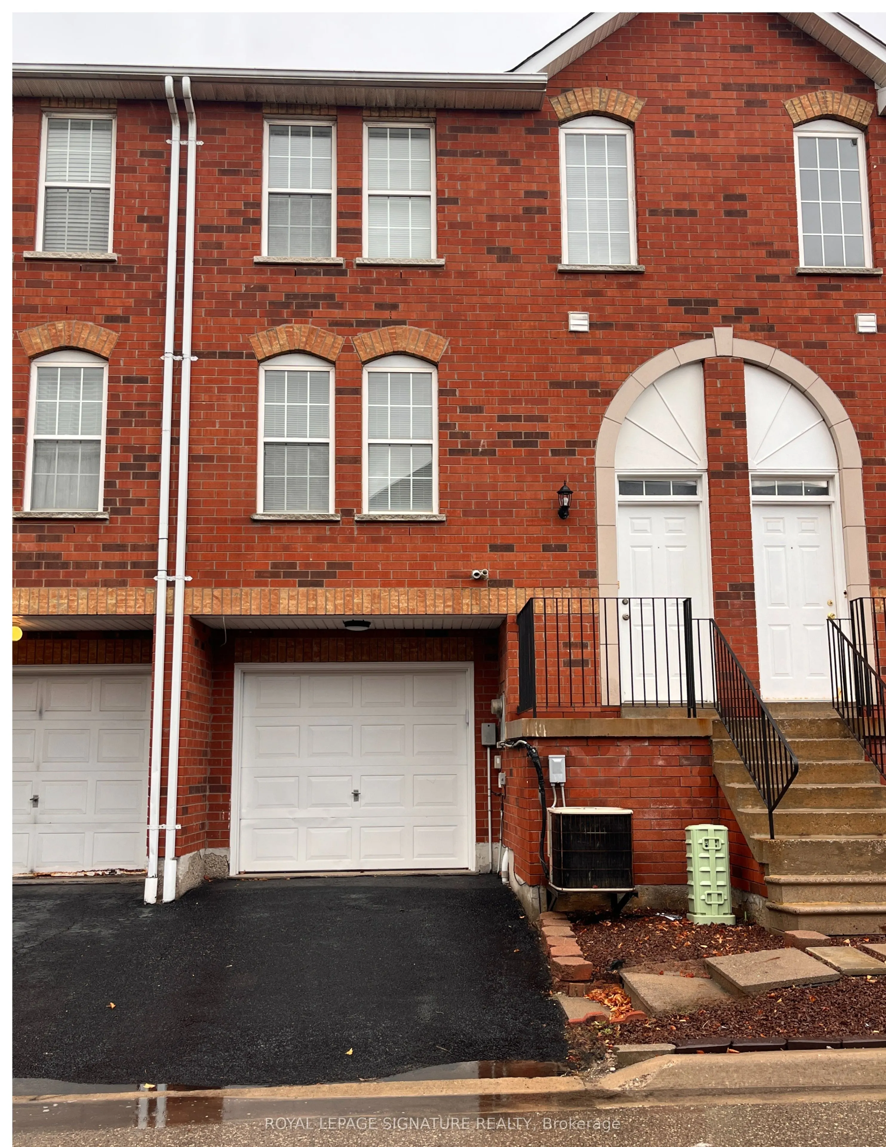 6880 Meadowvale Town Centre Circle, #0