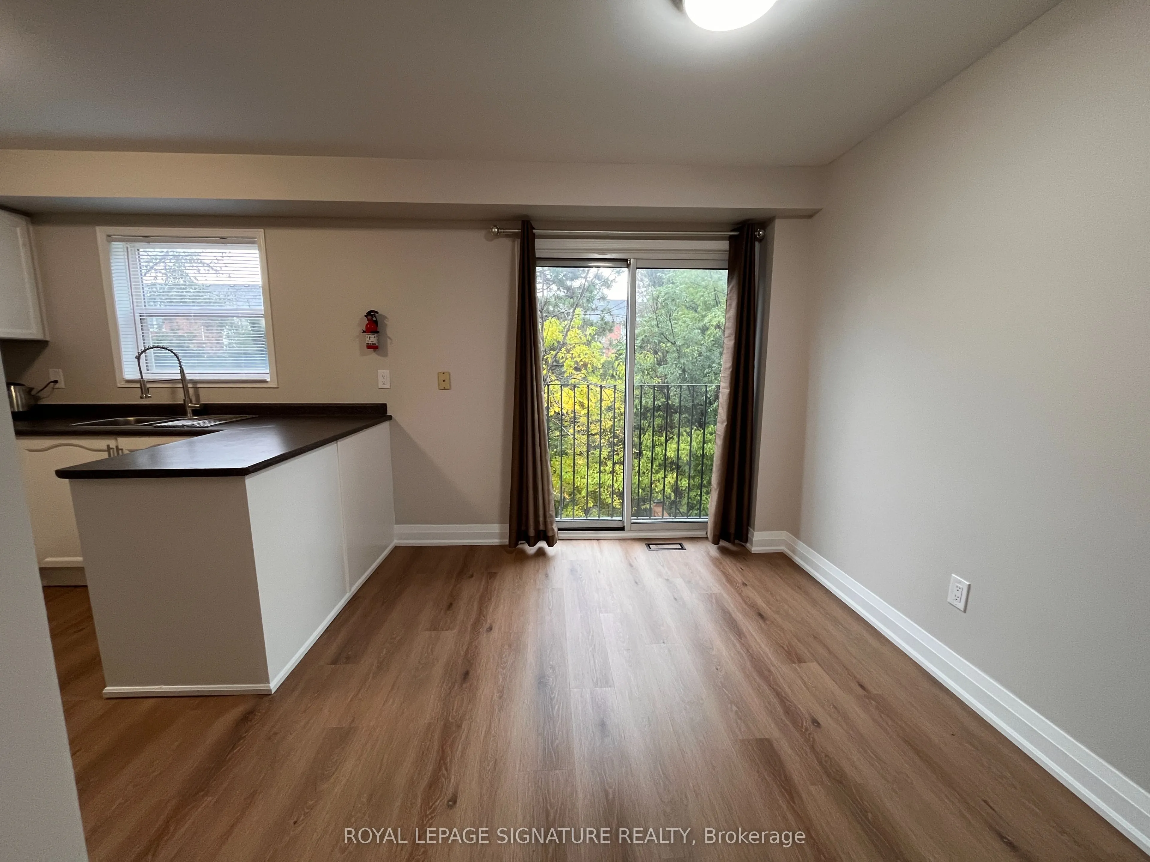 6880 Meadowvale Town Centre Circle, #0