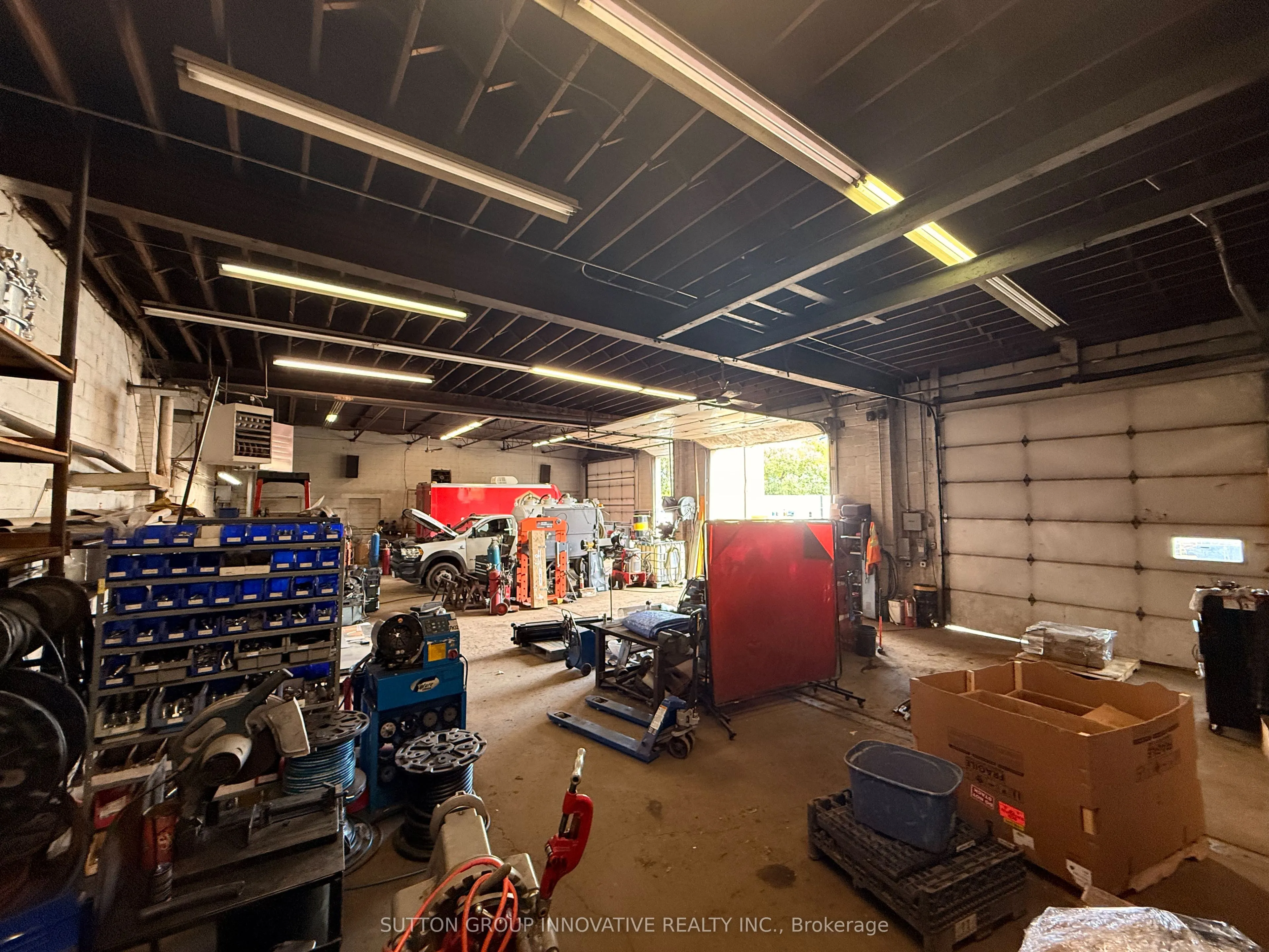 2070 Queensway Drive