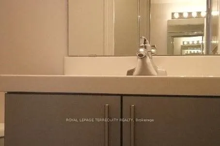 2240 Lake Shore Boulevard W, #401