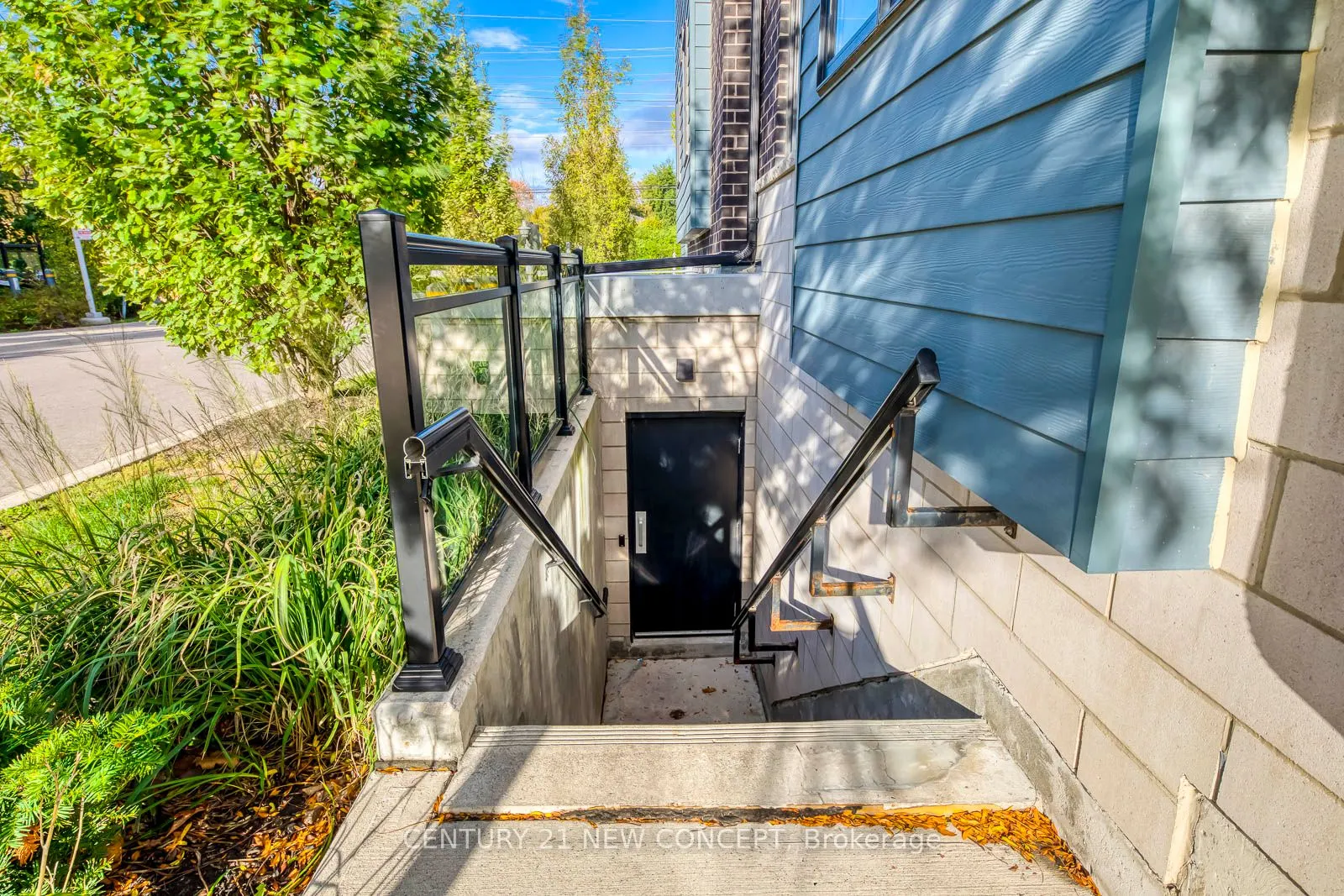 2212 Bromsgrove Road, #9