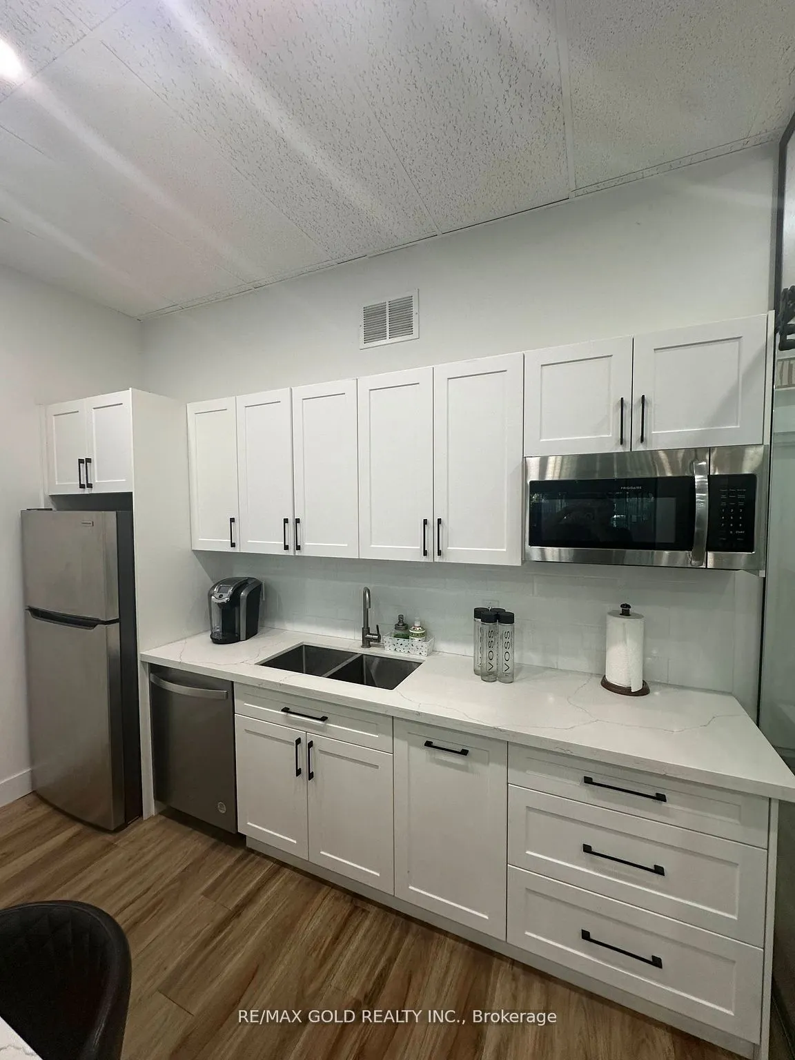 136 Guelph Street, #2