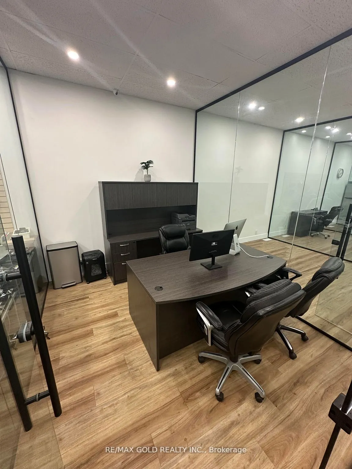 136 Guelph Street, #2