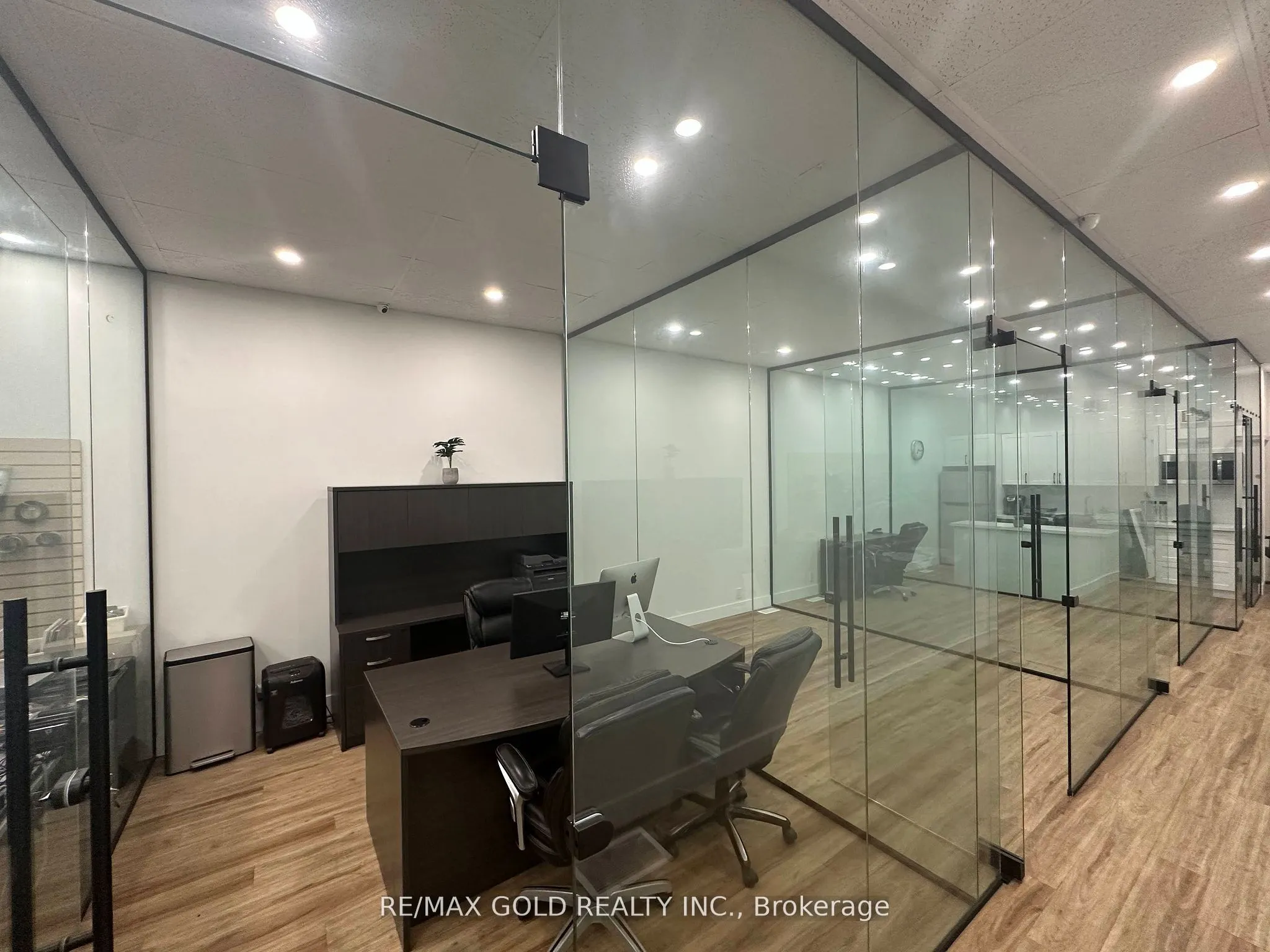 136 Guelph Street, #2