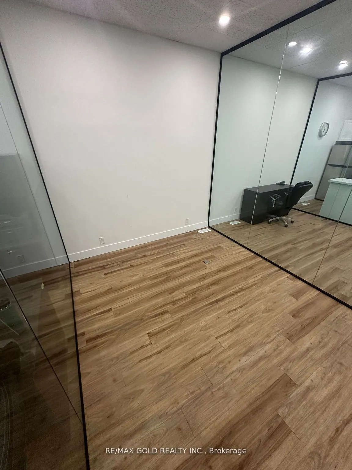 136 Guelph Street, #2