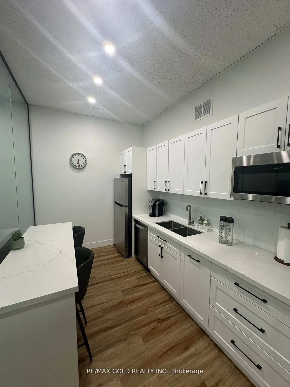 136 Guelph Street, #2