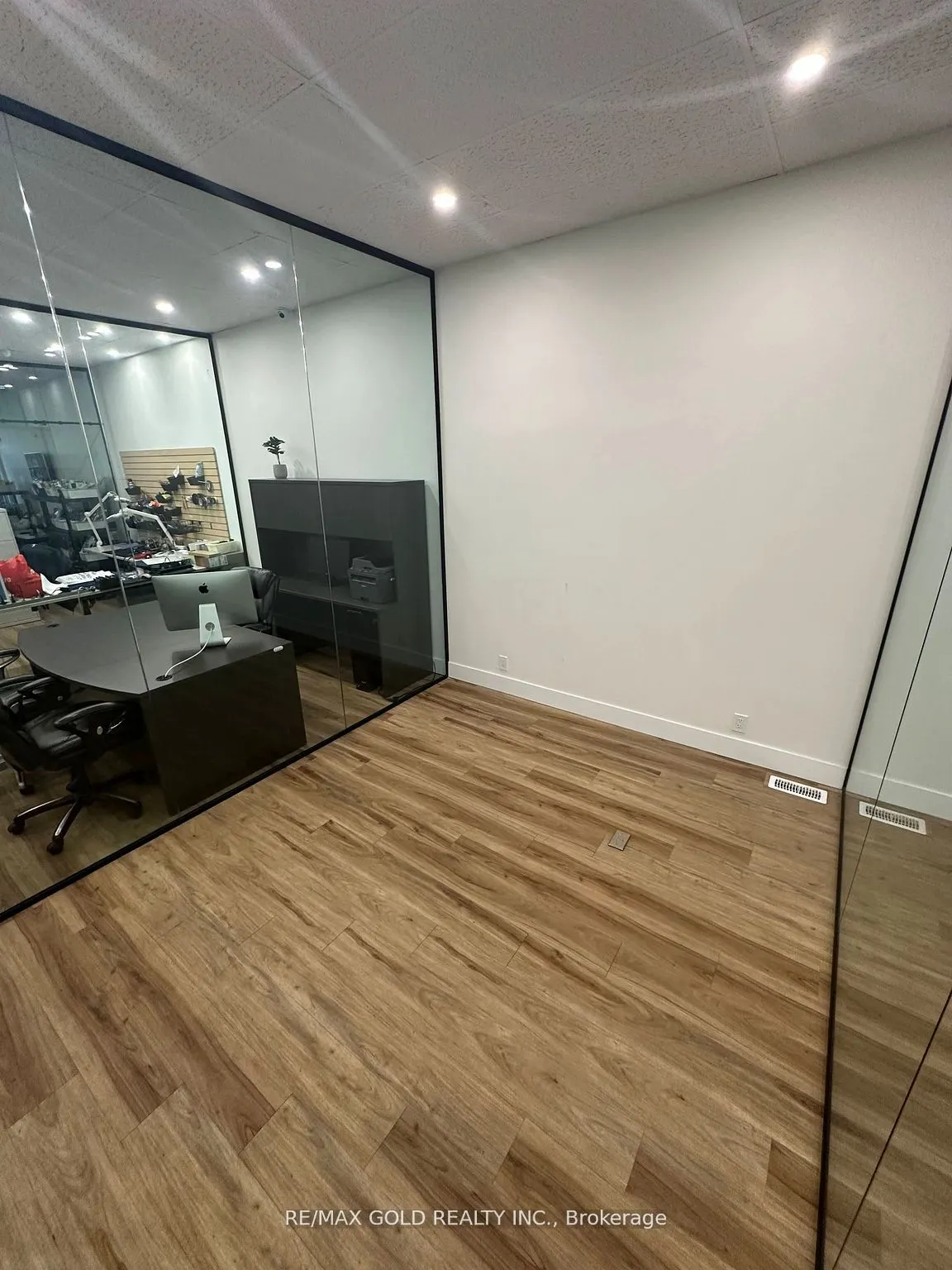 136 Guelph Street, #2