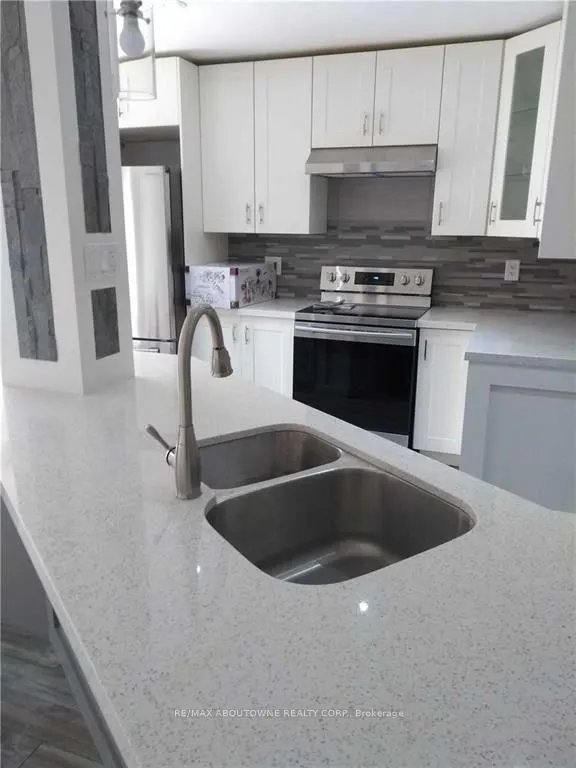 2502 Postmaster Drive