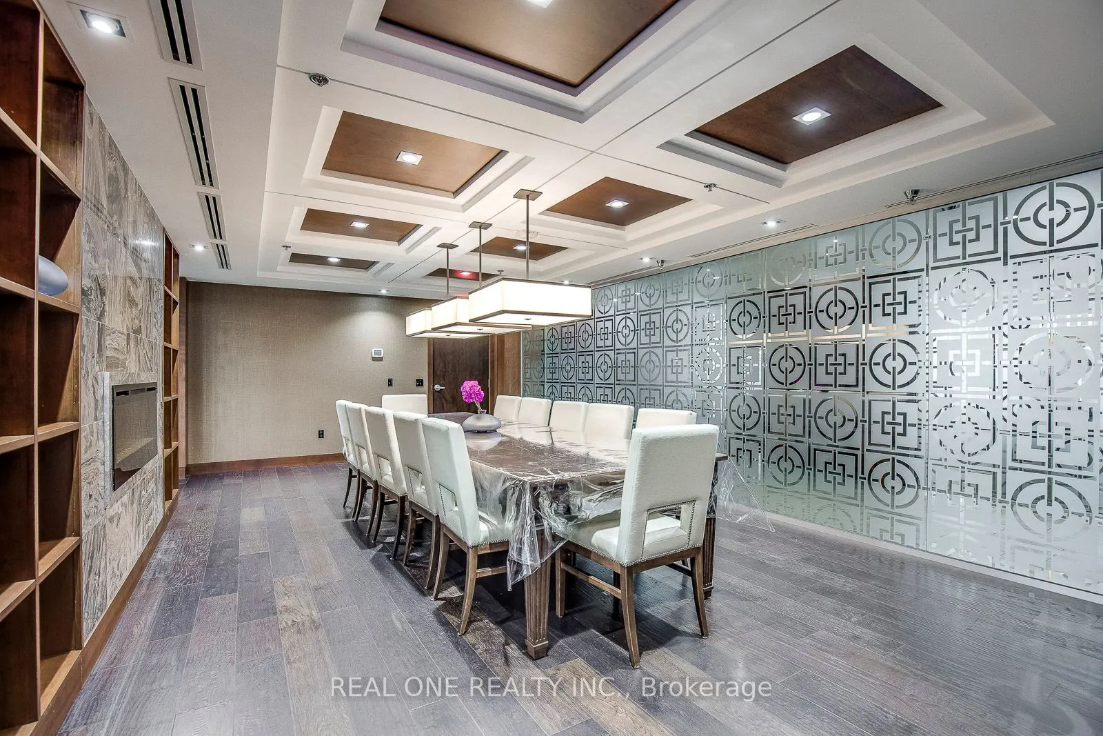 2470 Prince Michael Drive, #608