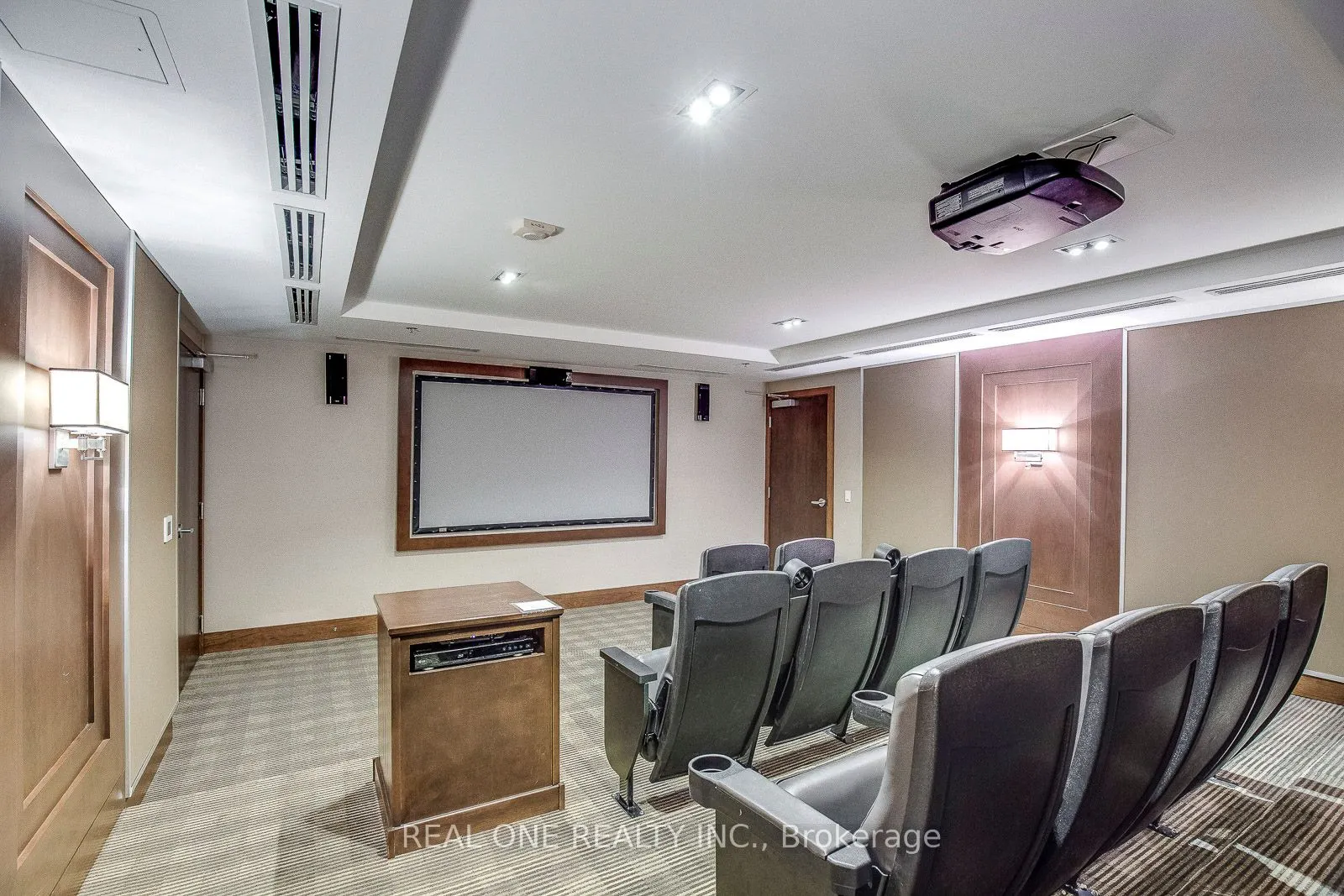 2470 Prince Michael Drive, #608