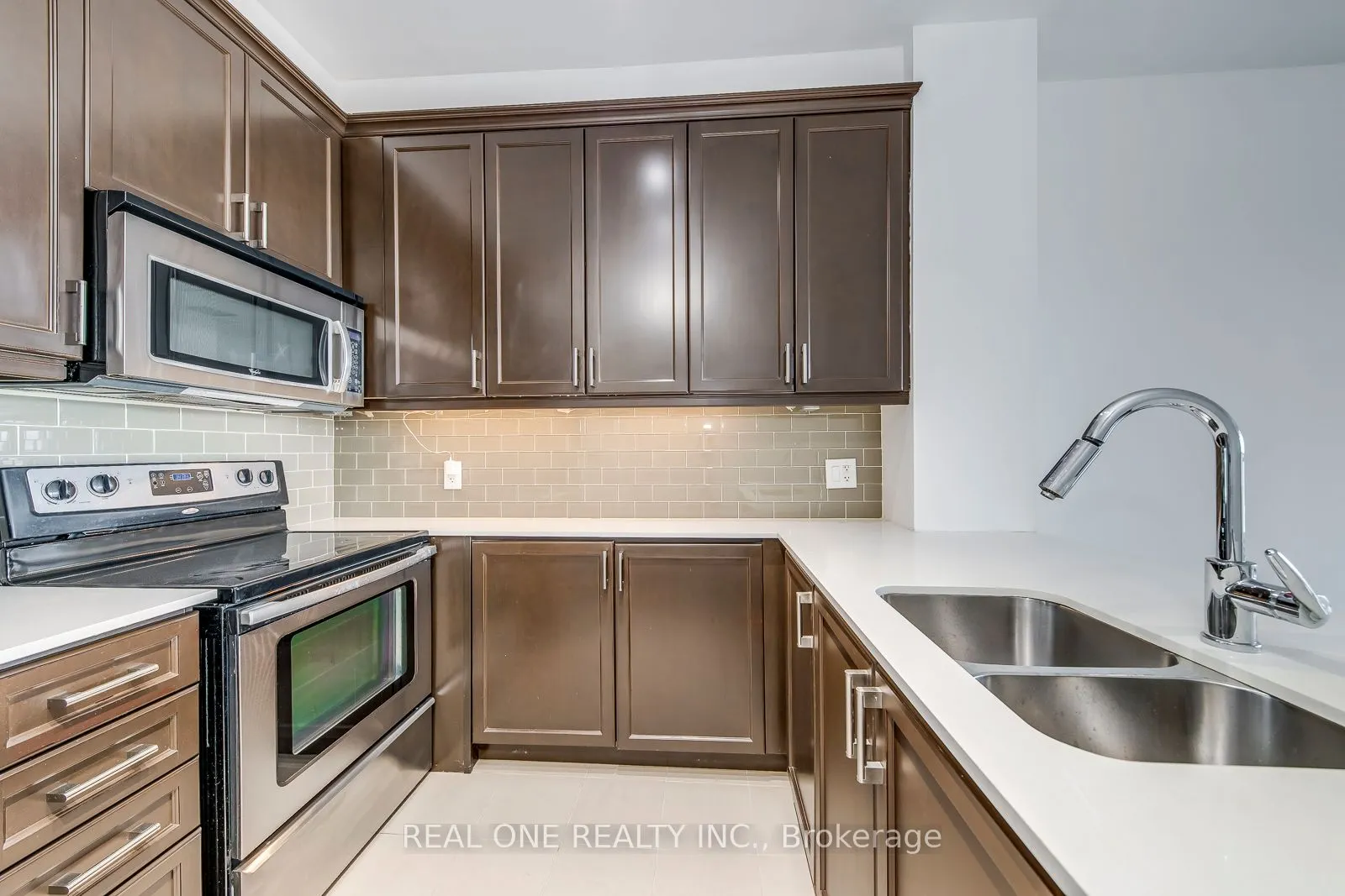 2470 Prince Michael Drive, #608