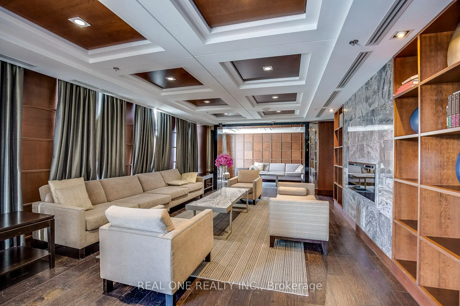 2470 Prince Michael Drive, #608