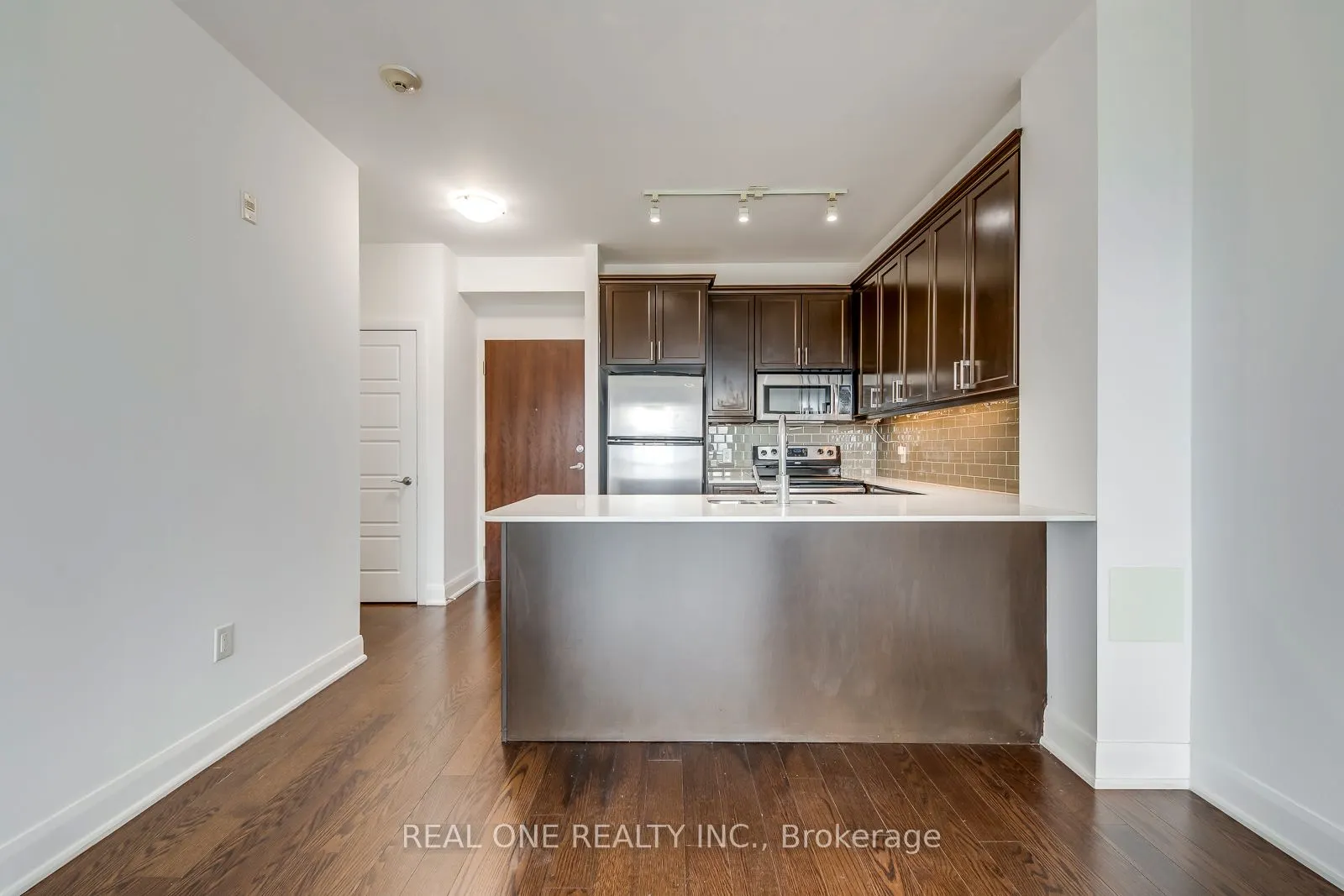 2470 Prince Michael Drive, #608