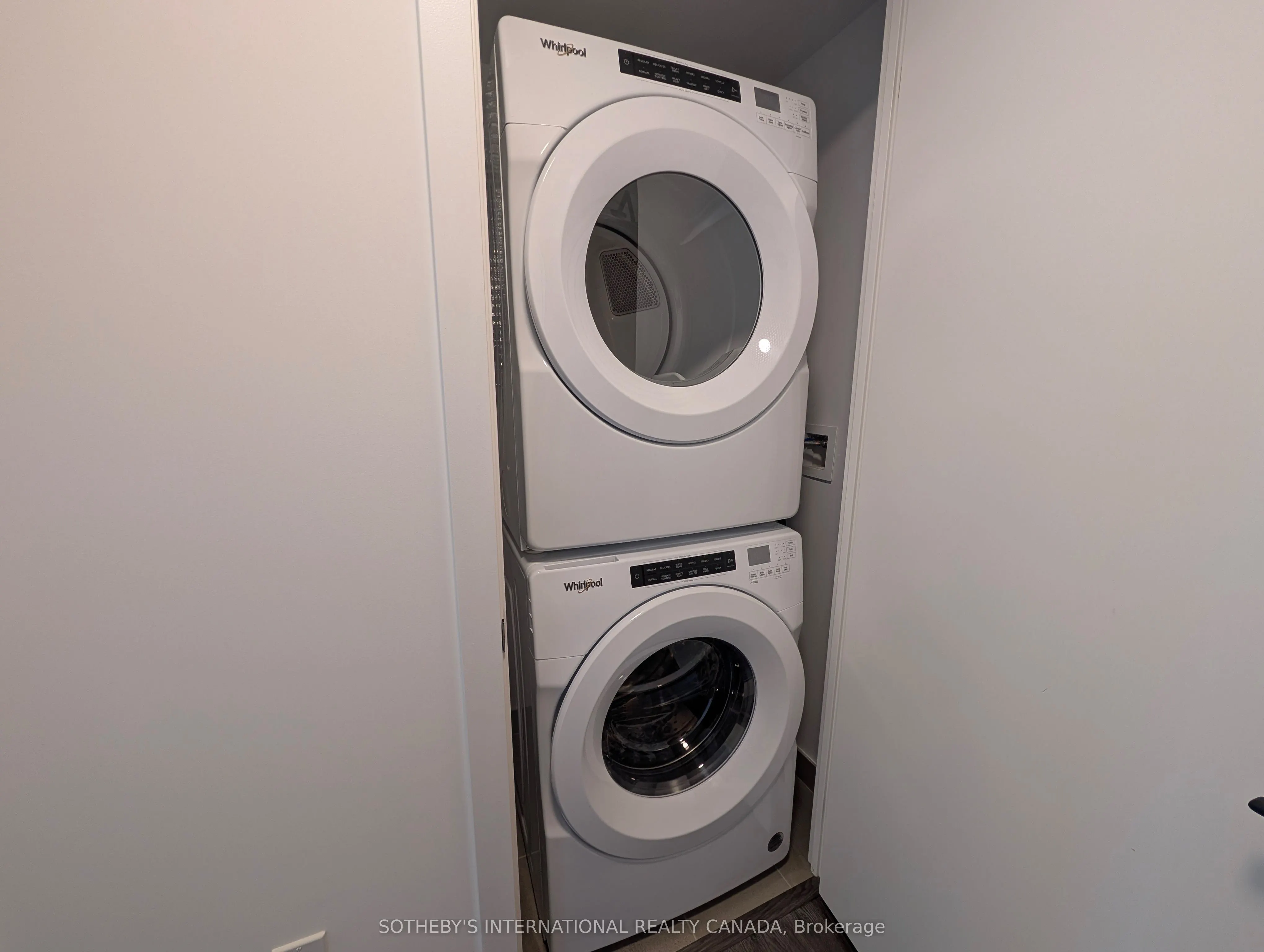 185 Enfield Place, #3010