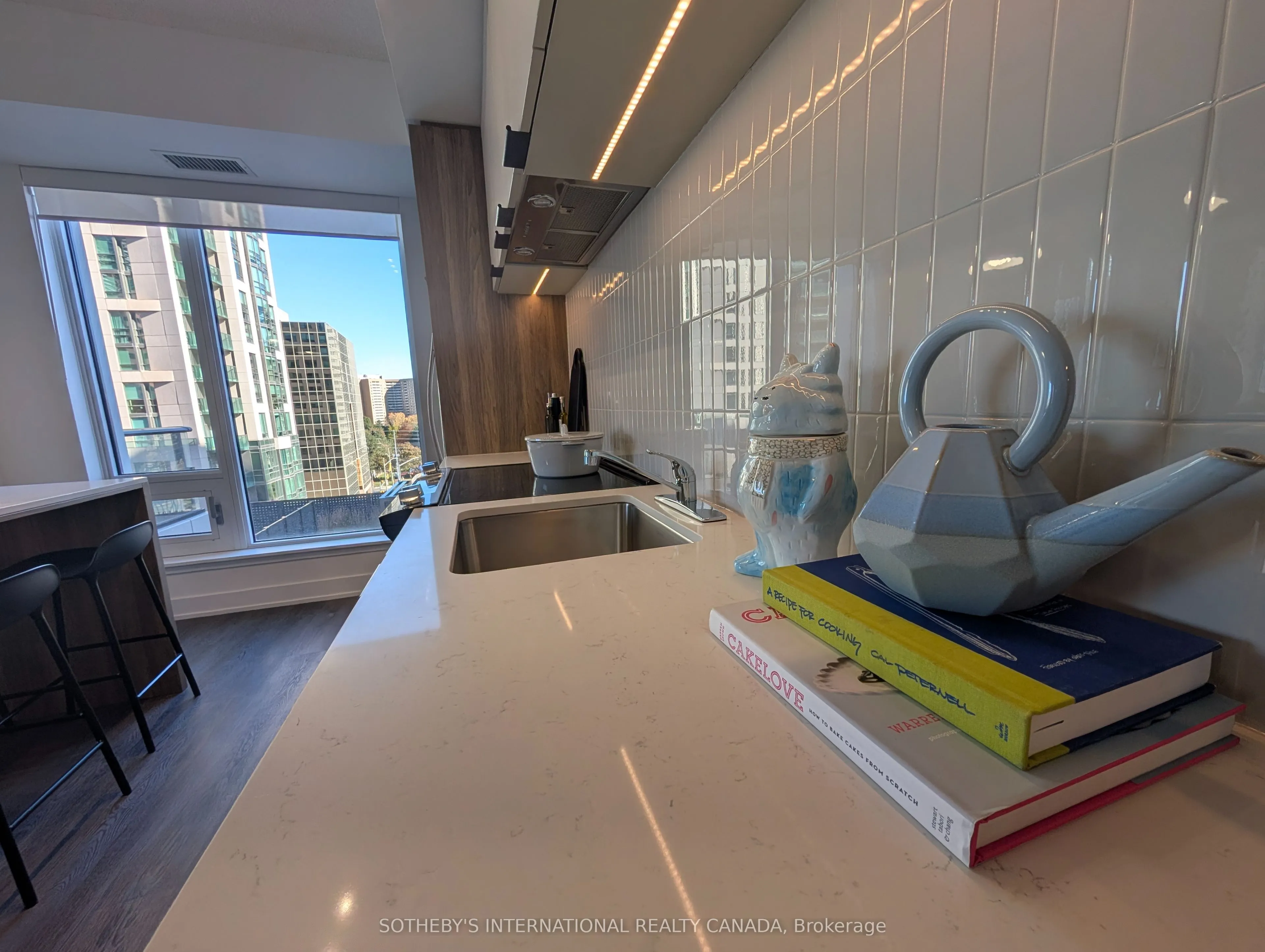 185 Enfield Place, #3010