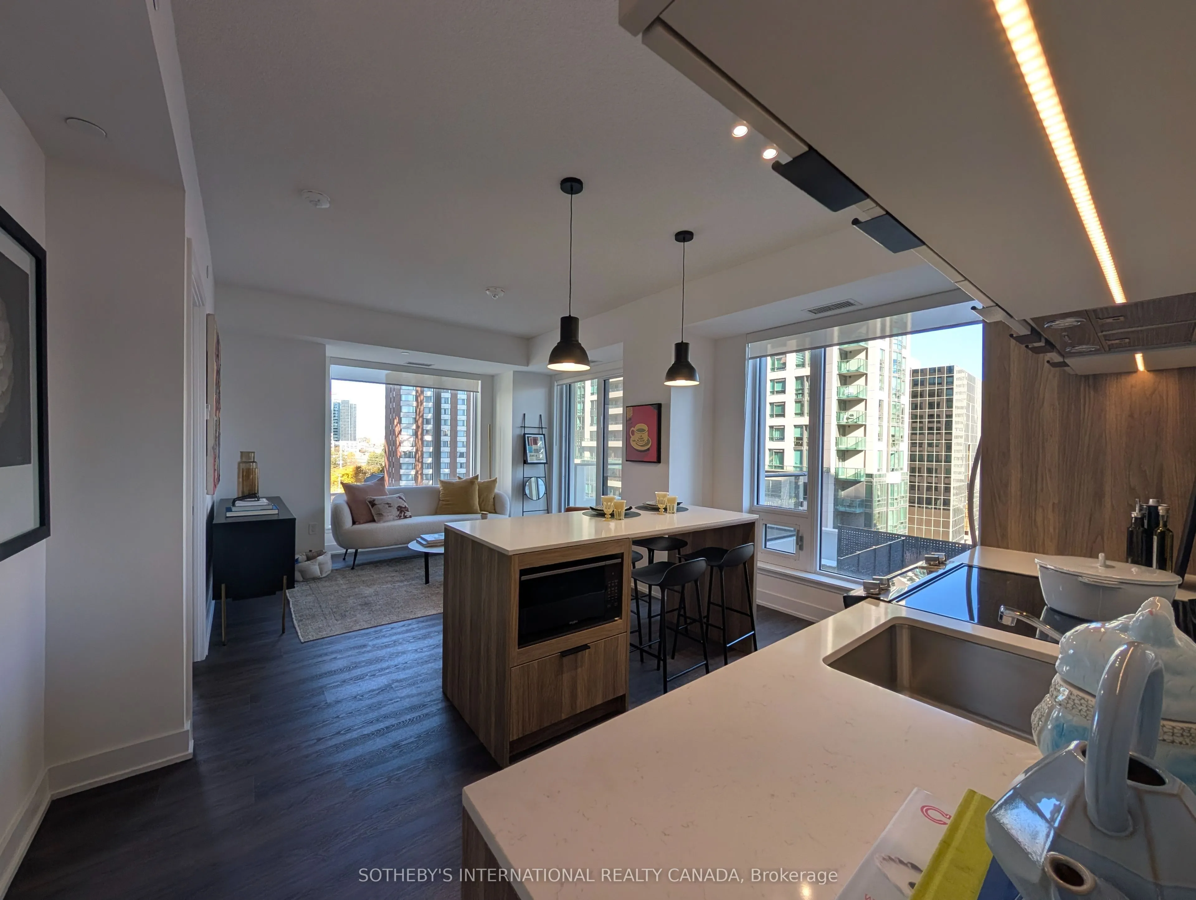 185 Enfield Place, #3010