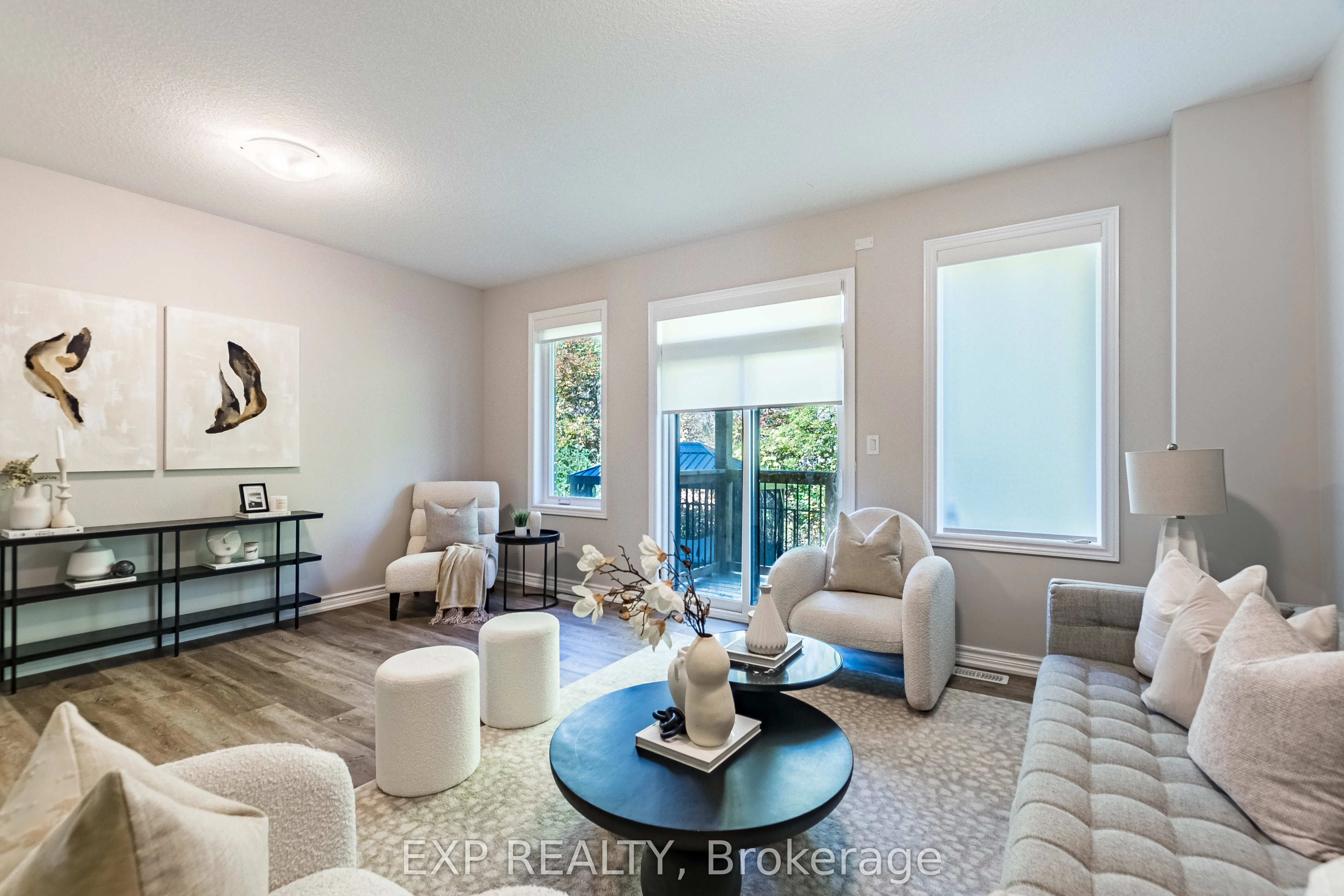 445 Ontario Street S, #7