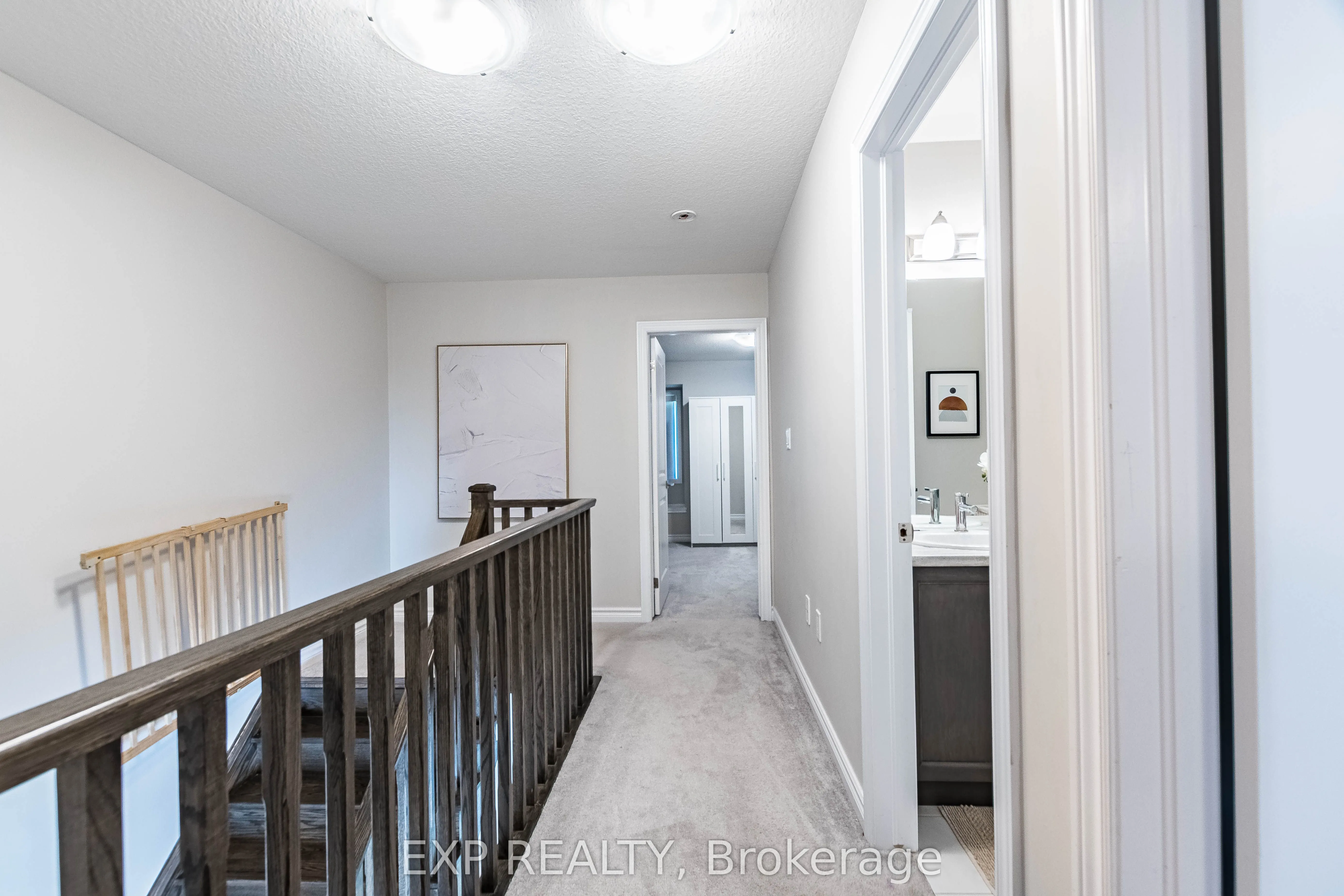 445 Ontario Street S, #7