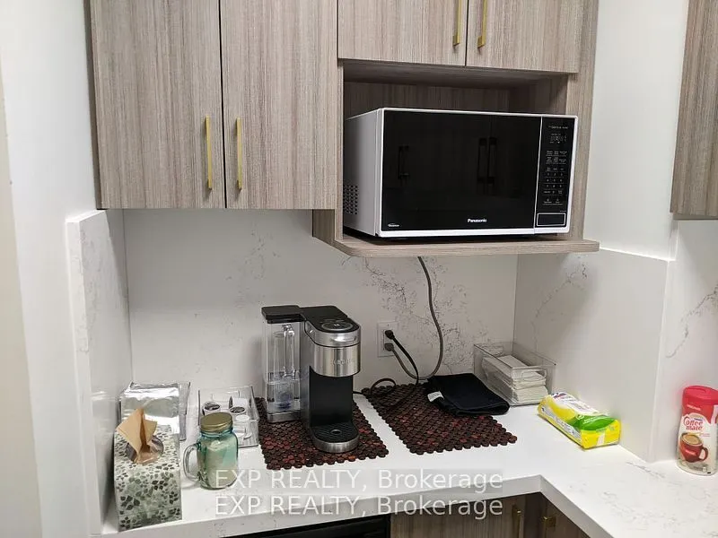 5250 Solar Drive, #204