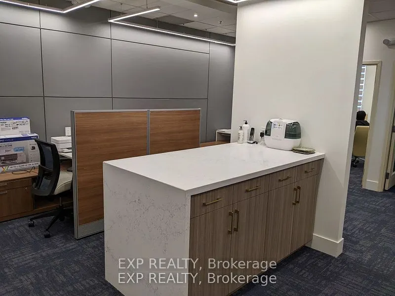 5250 Solar Drive, #204