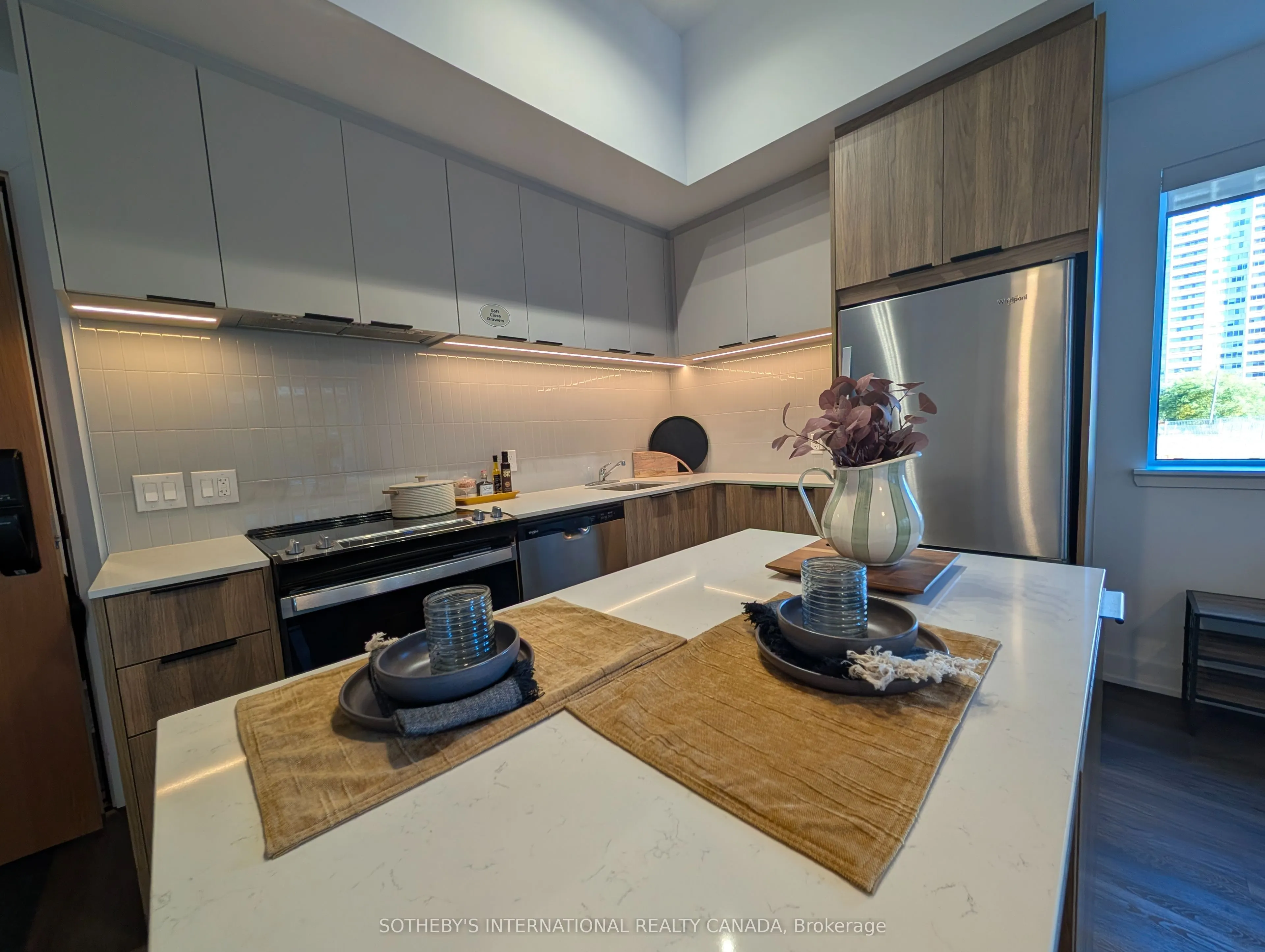 185 Enfield Place, #TH1