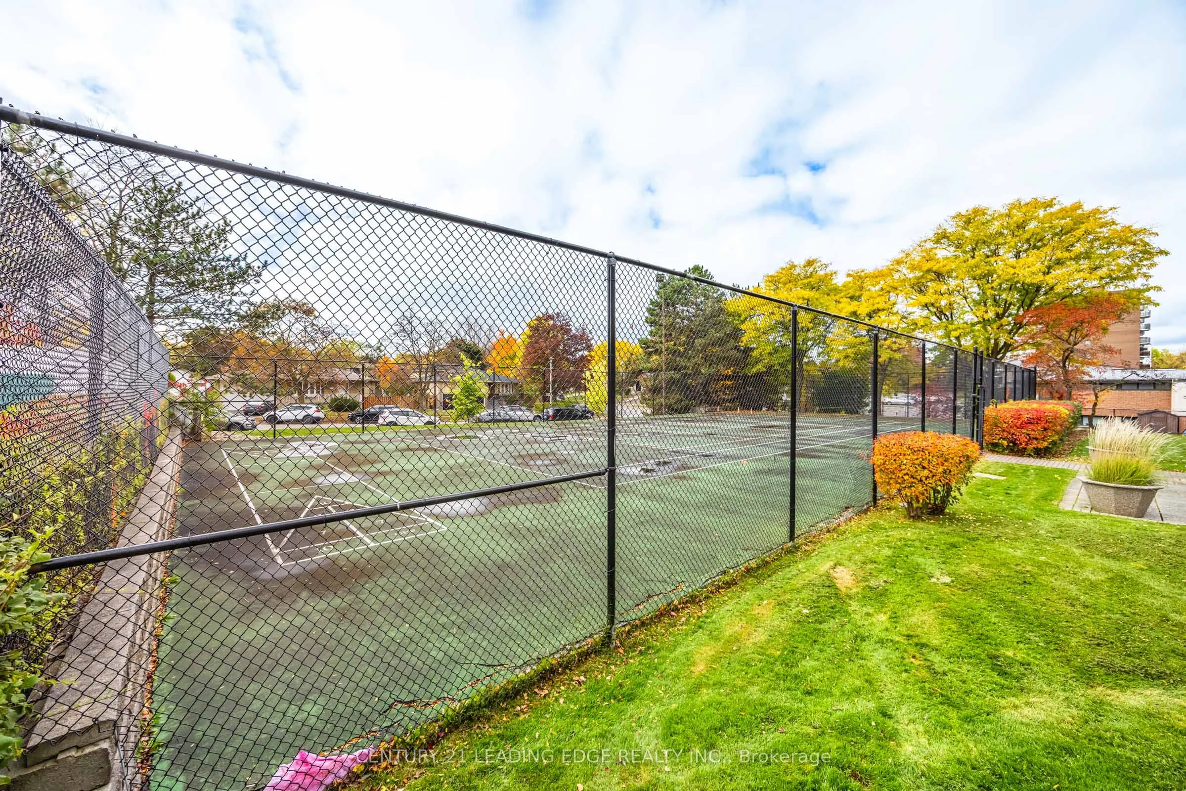 310 Mill Street S, #401