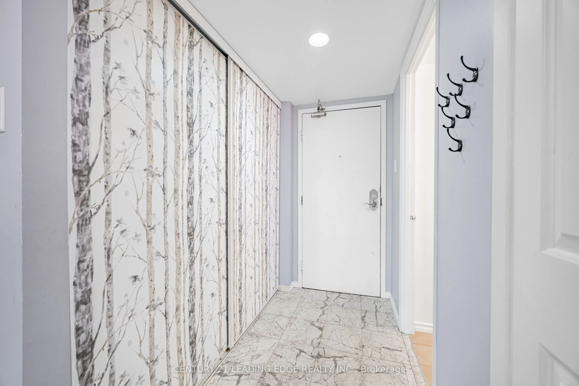 310 Mill Street S, #401